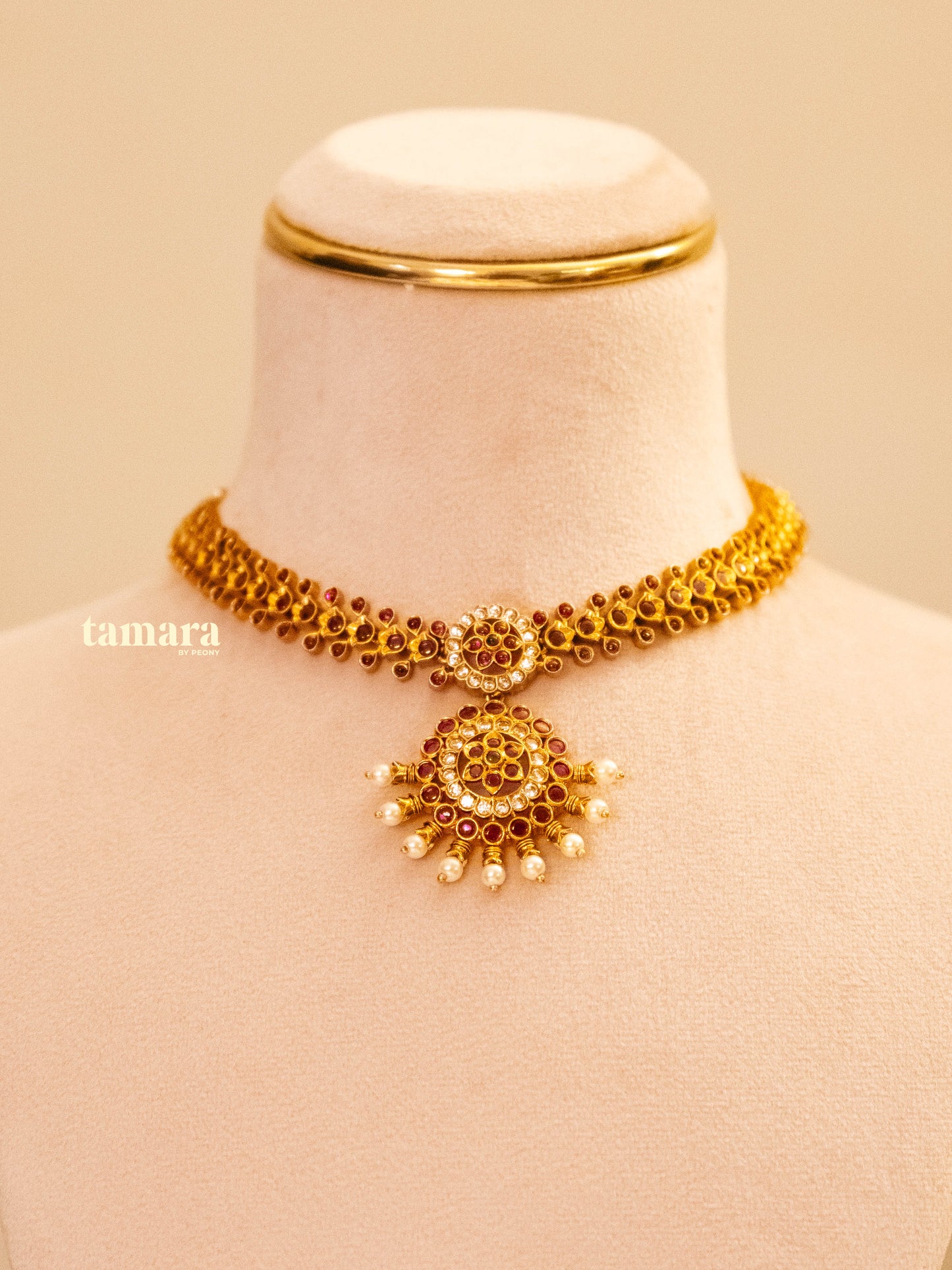 Surya Kemp Necklace Set
