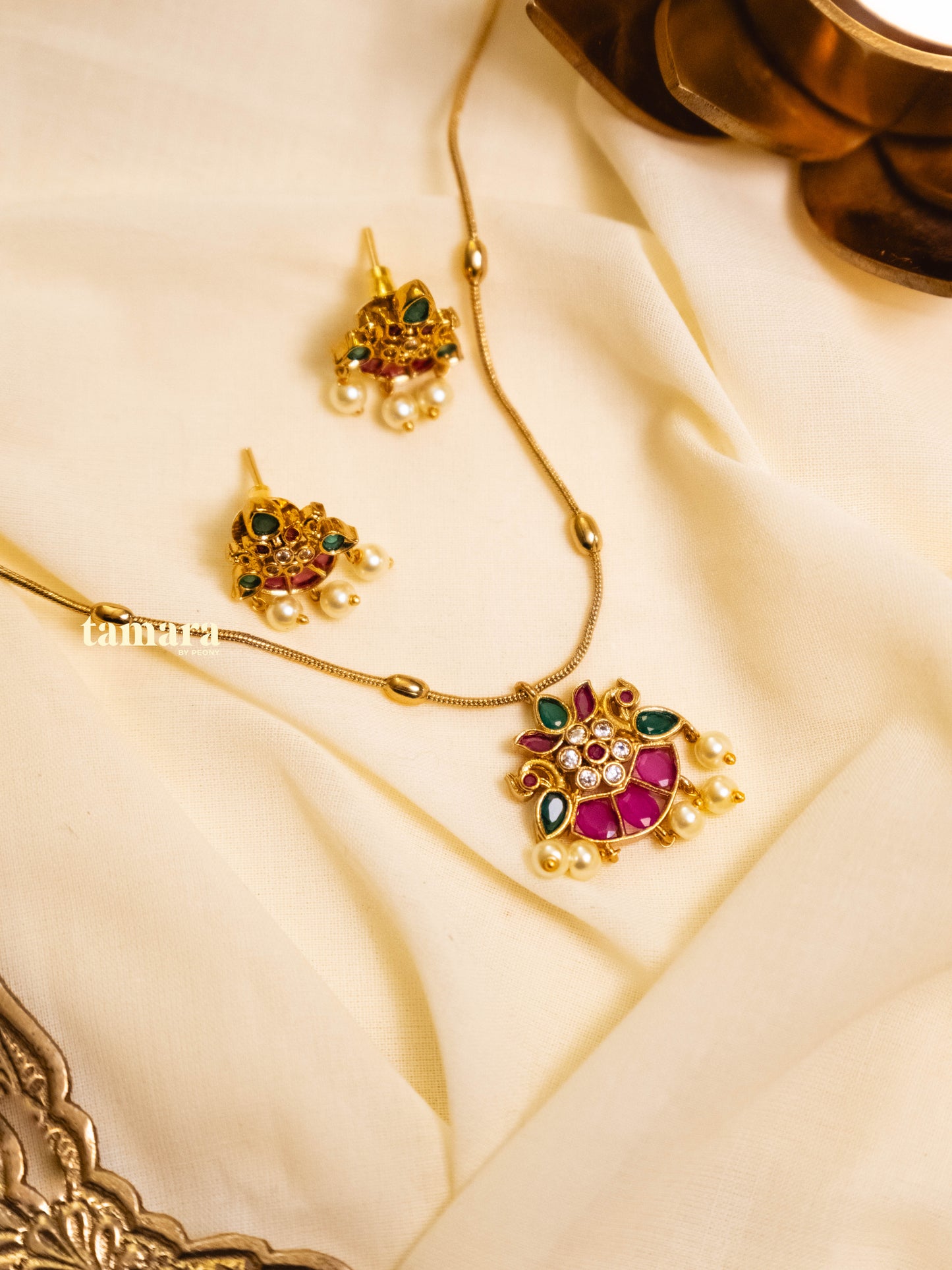 Niya Necklace Set