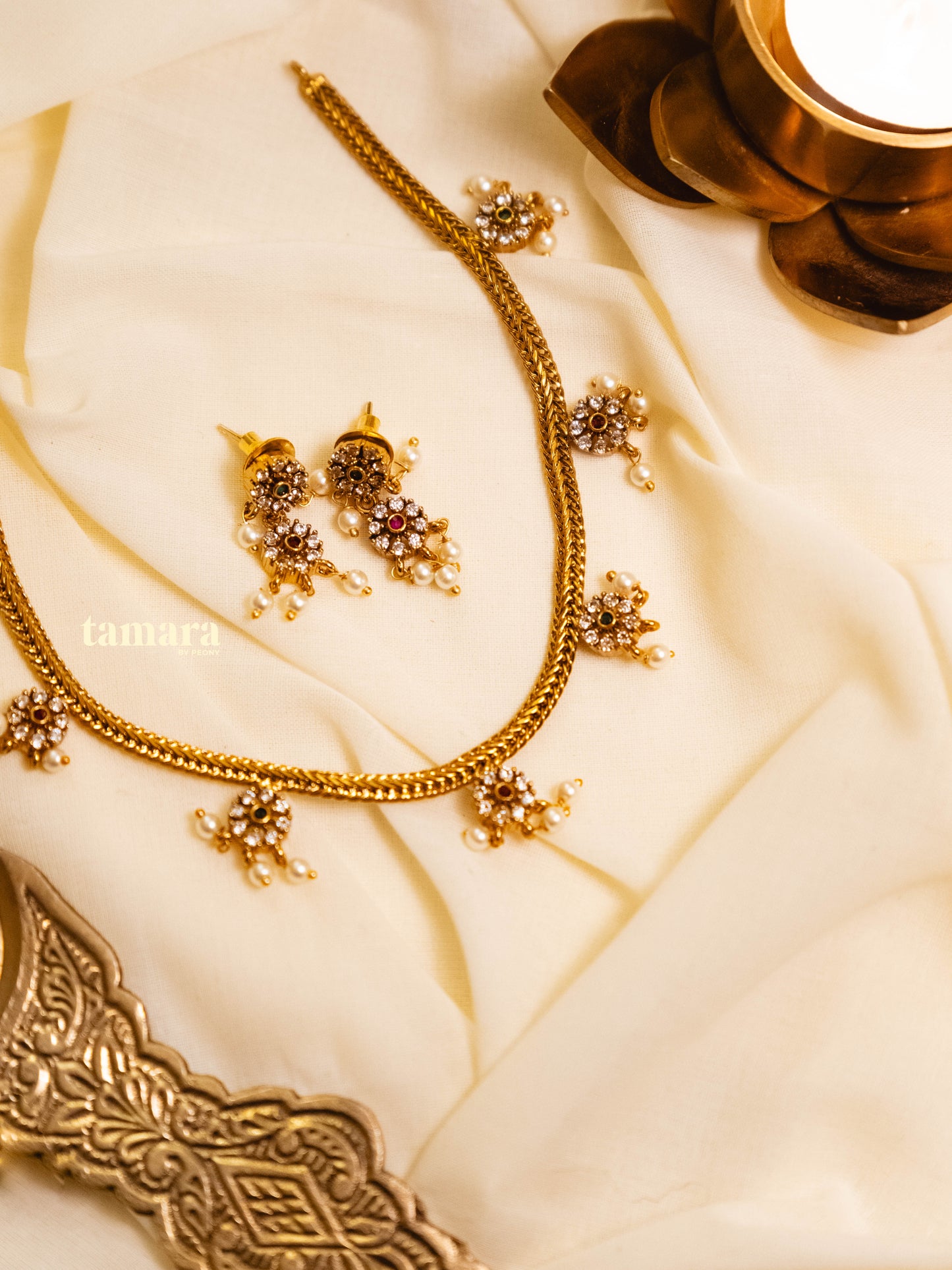 Tara Necklace Set
