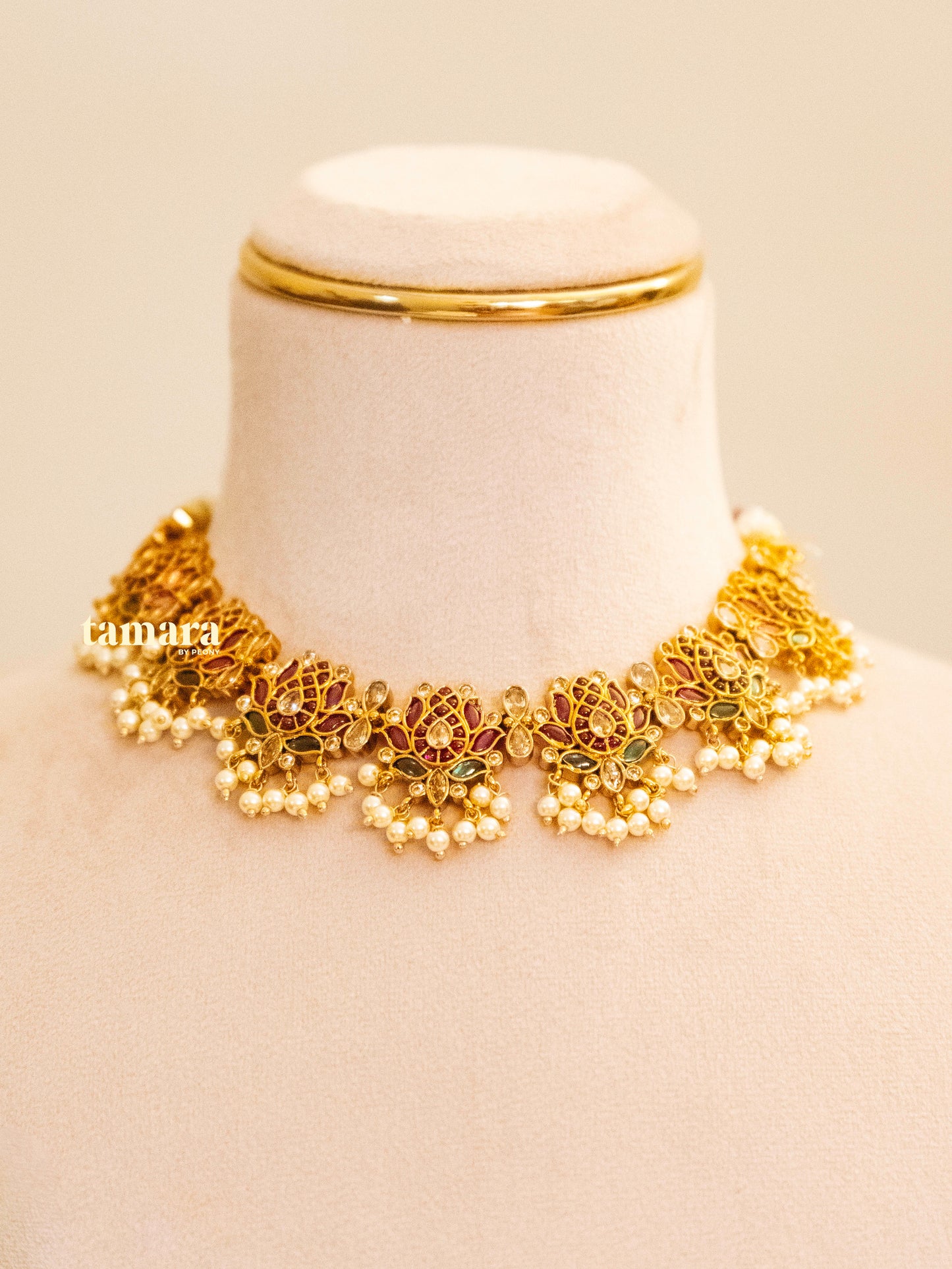 Lotus Kemp Premium Necklace Set