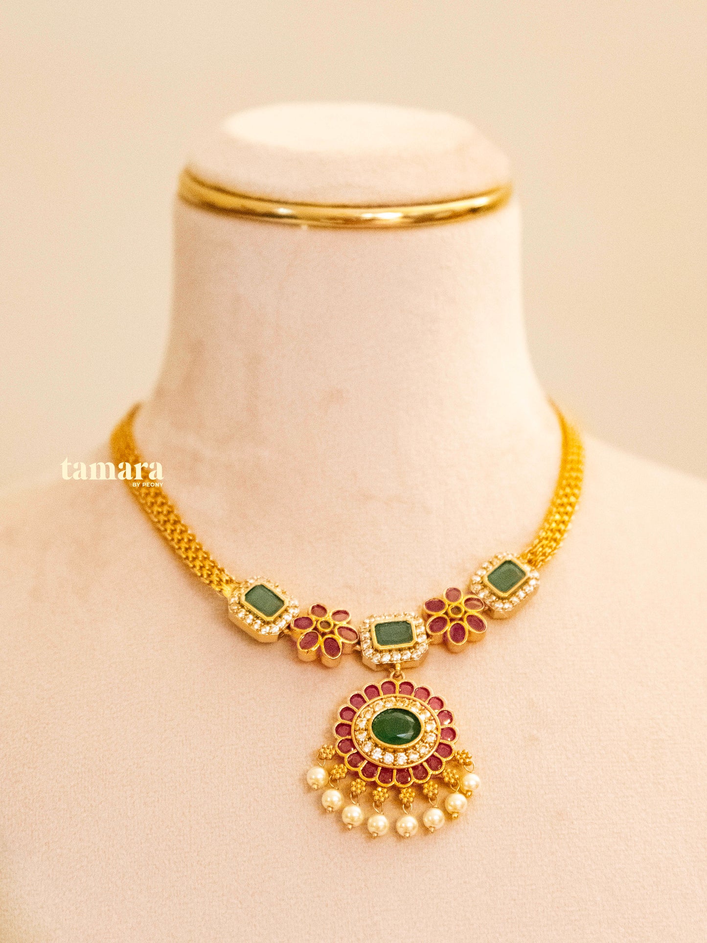 Mandara Necklace Set