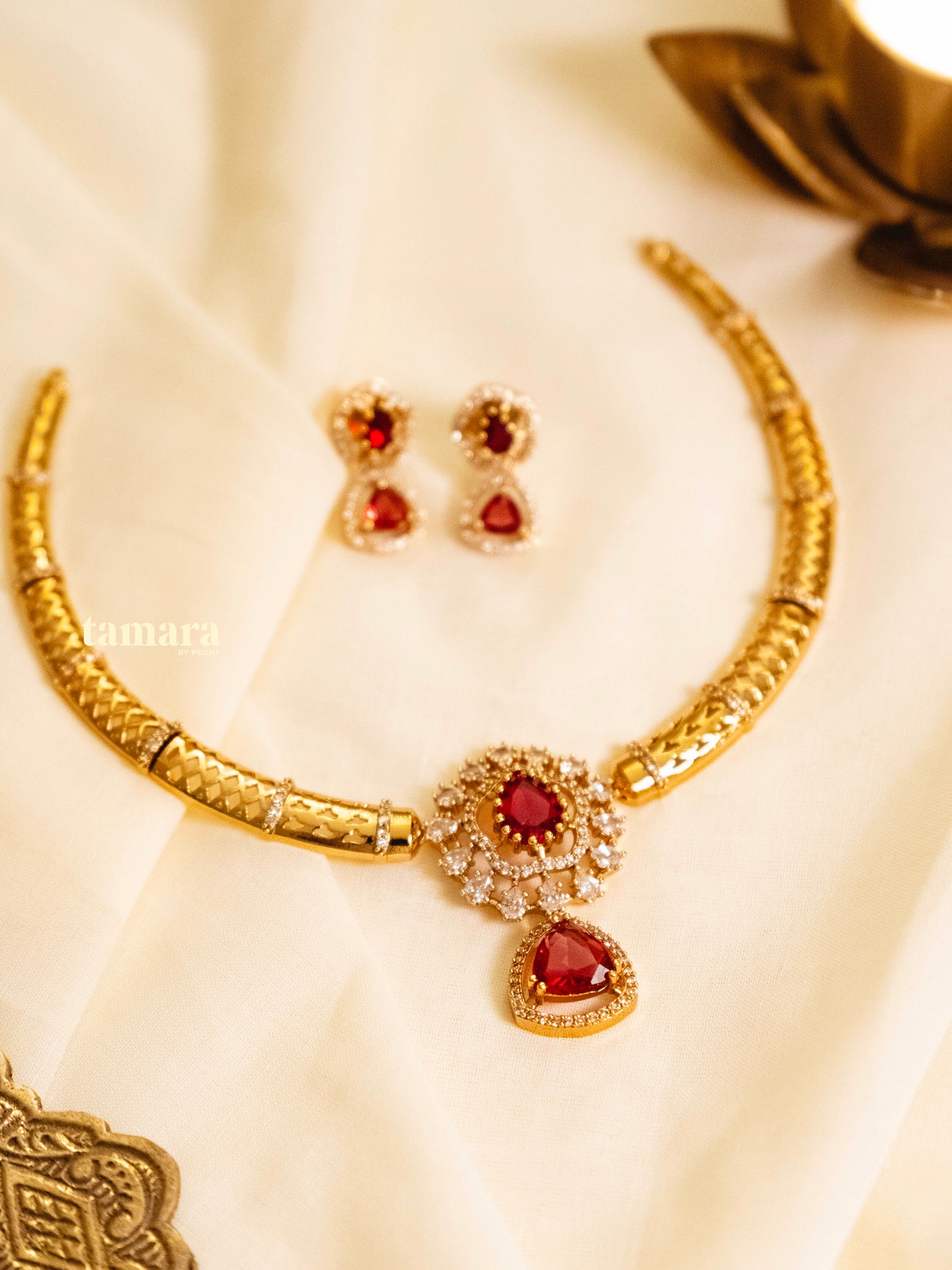 Ruby Hasli Necklace Set