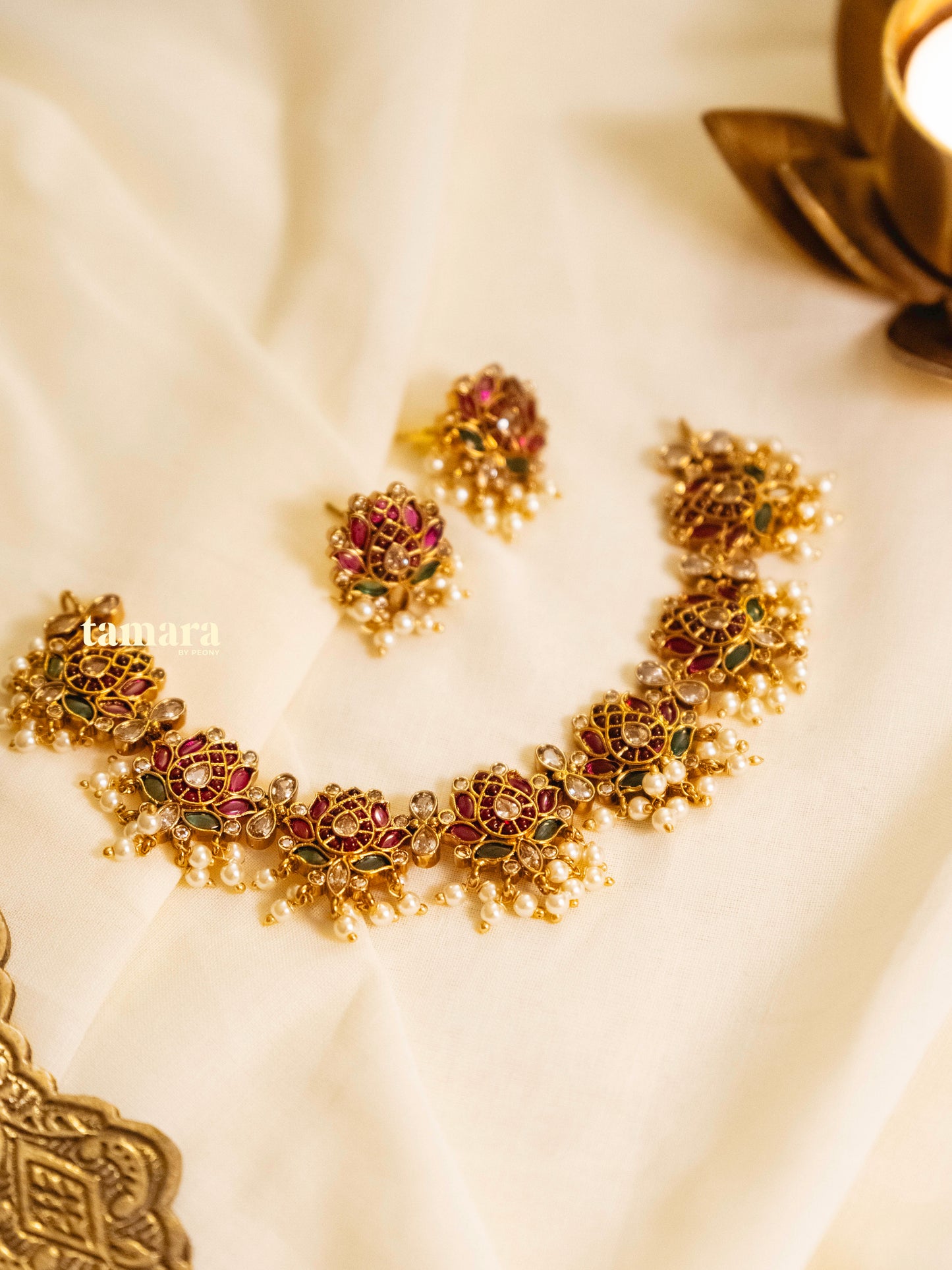 Lotus Kemp Premium Necklace Set