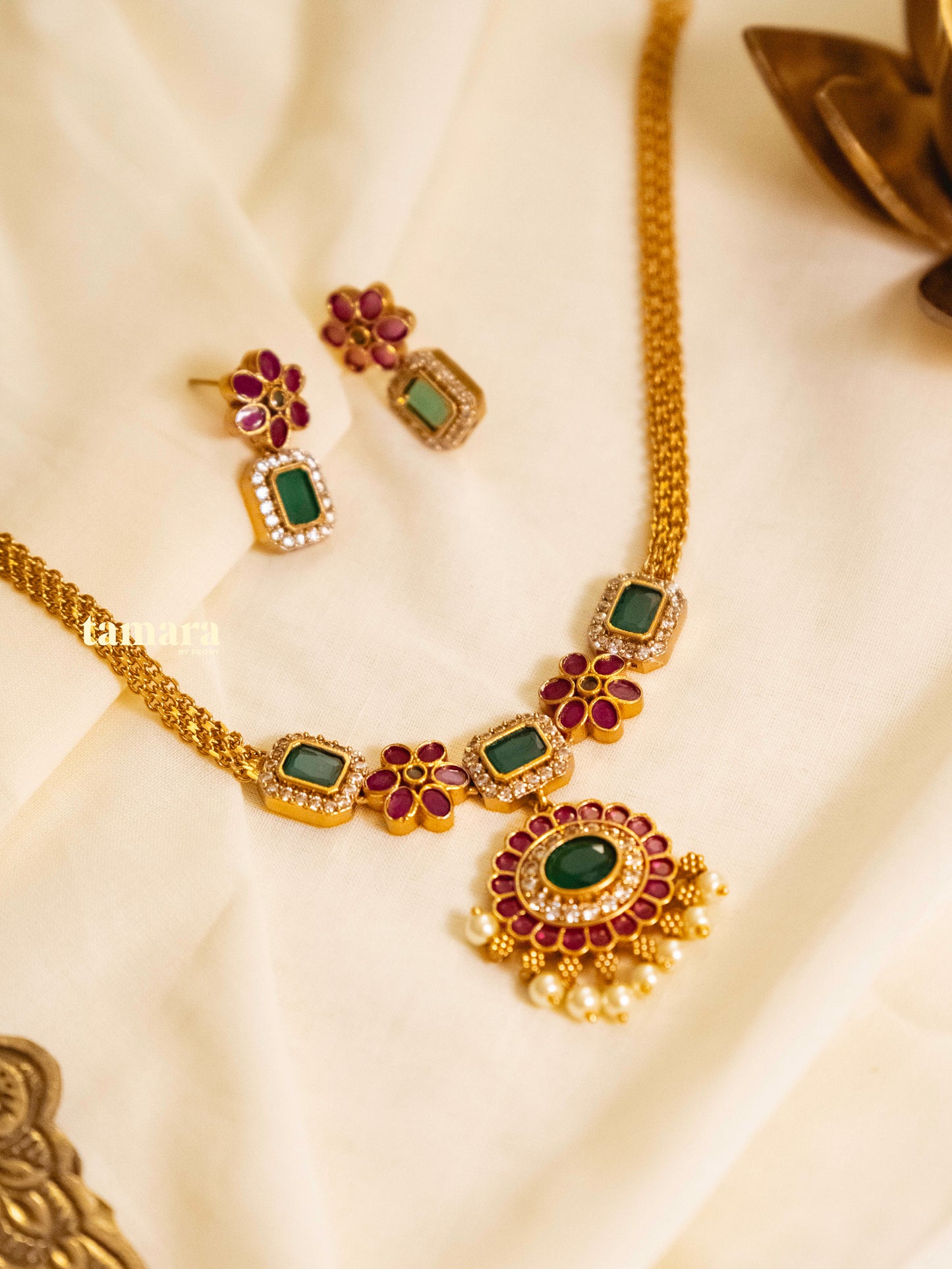 Mandara Necklace Set