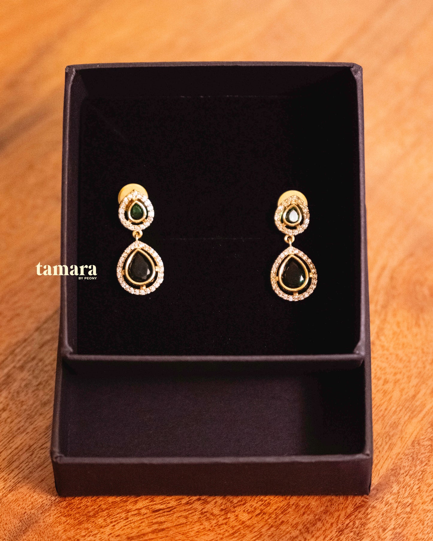 Royal Charm Necklace Set