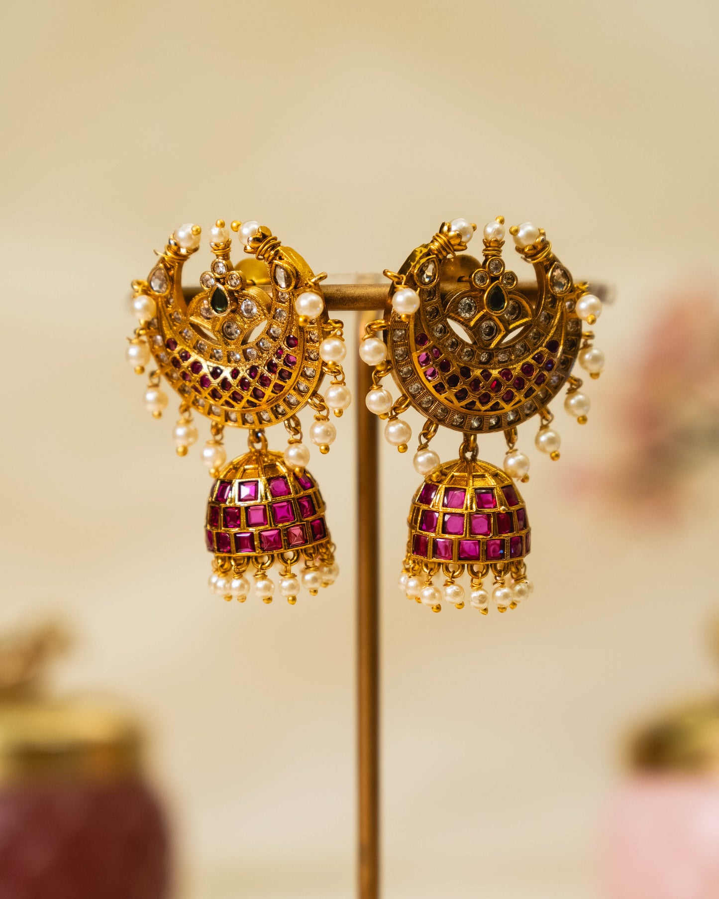 Crescent Kemp Earring
