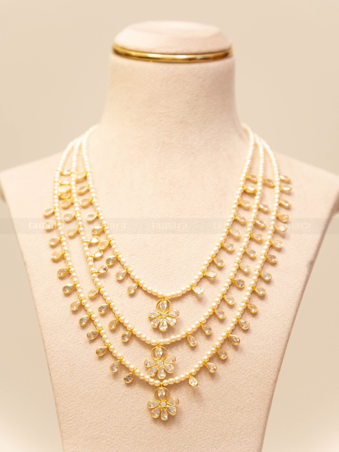 Pearl Layered Necklace Set