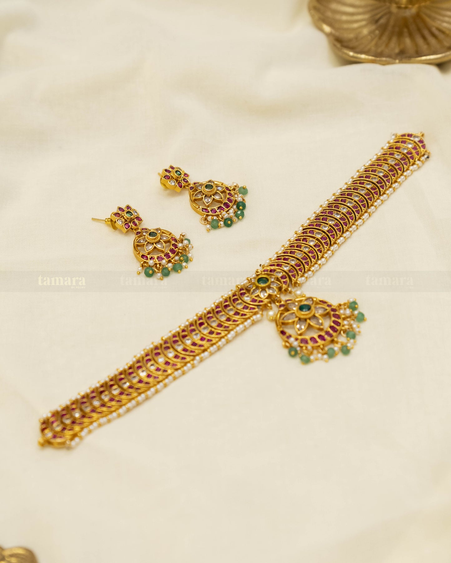 Kemp Chandbali Floral Choker Set with Removable Pendant
