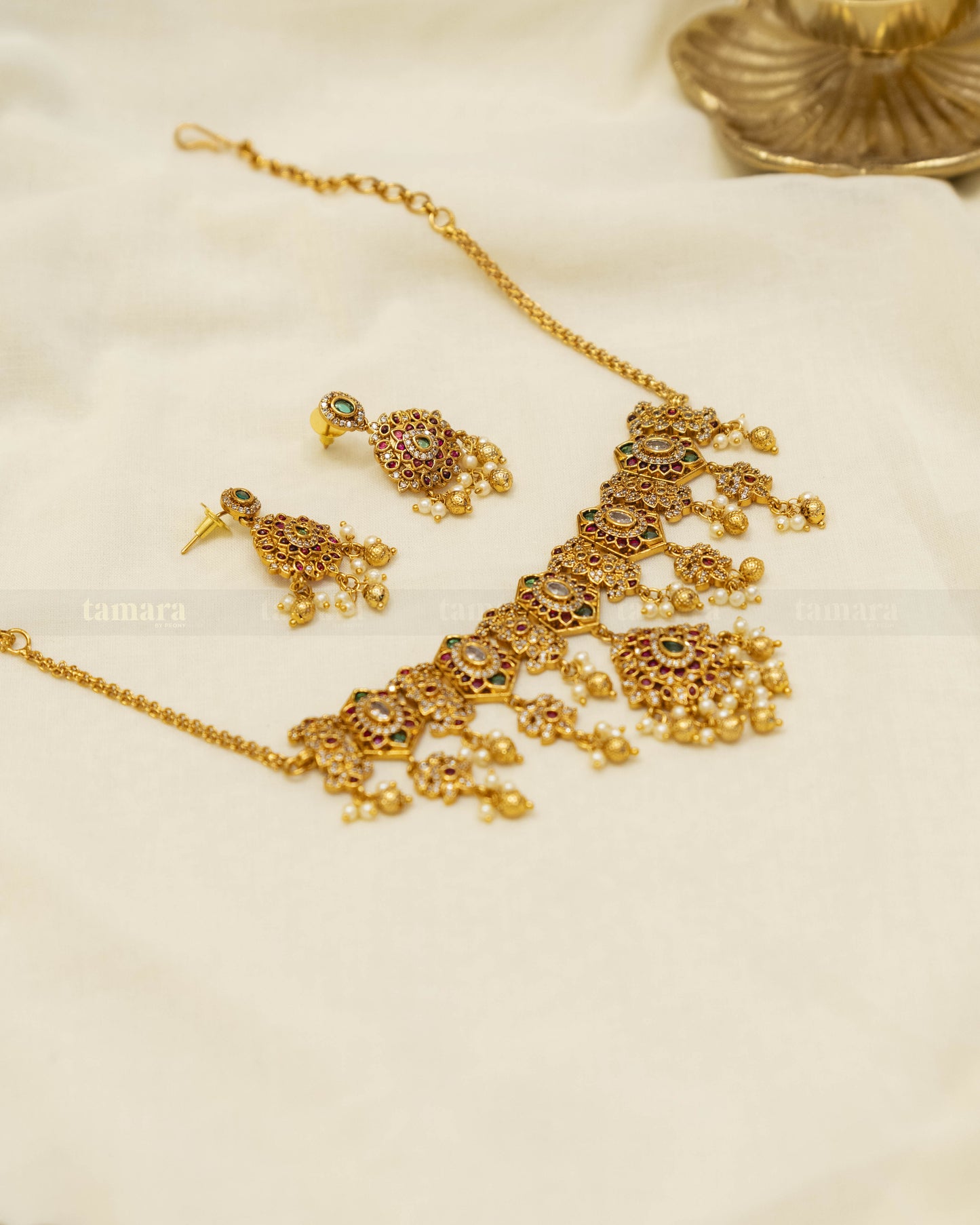 Jodha Choker Set