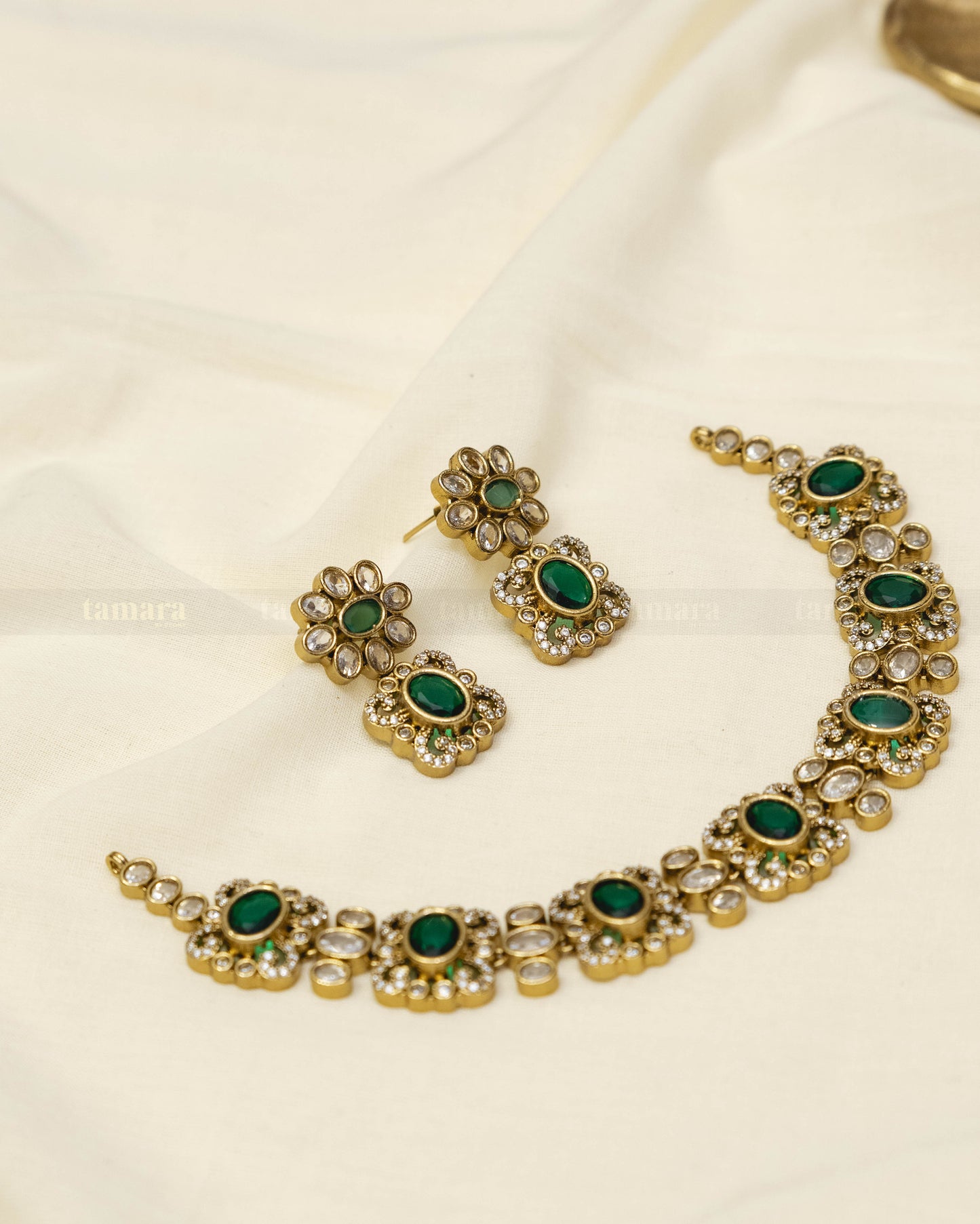 Emerald Choker Set