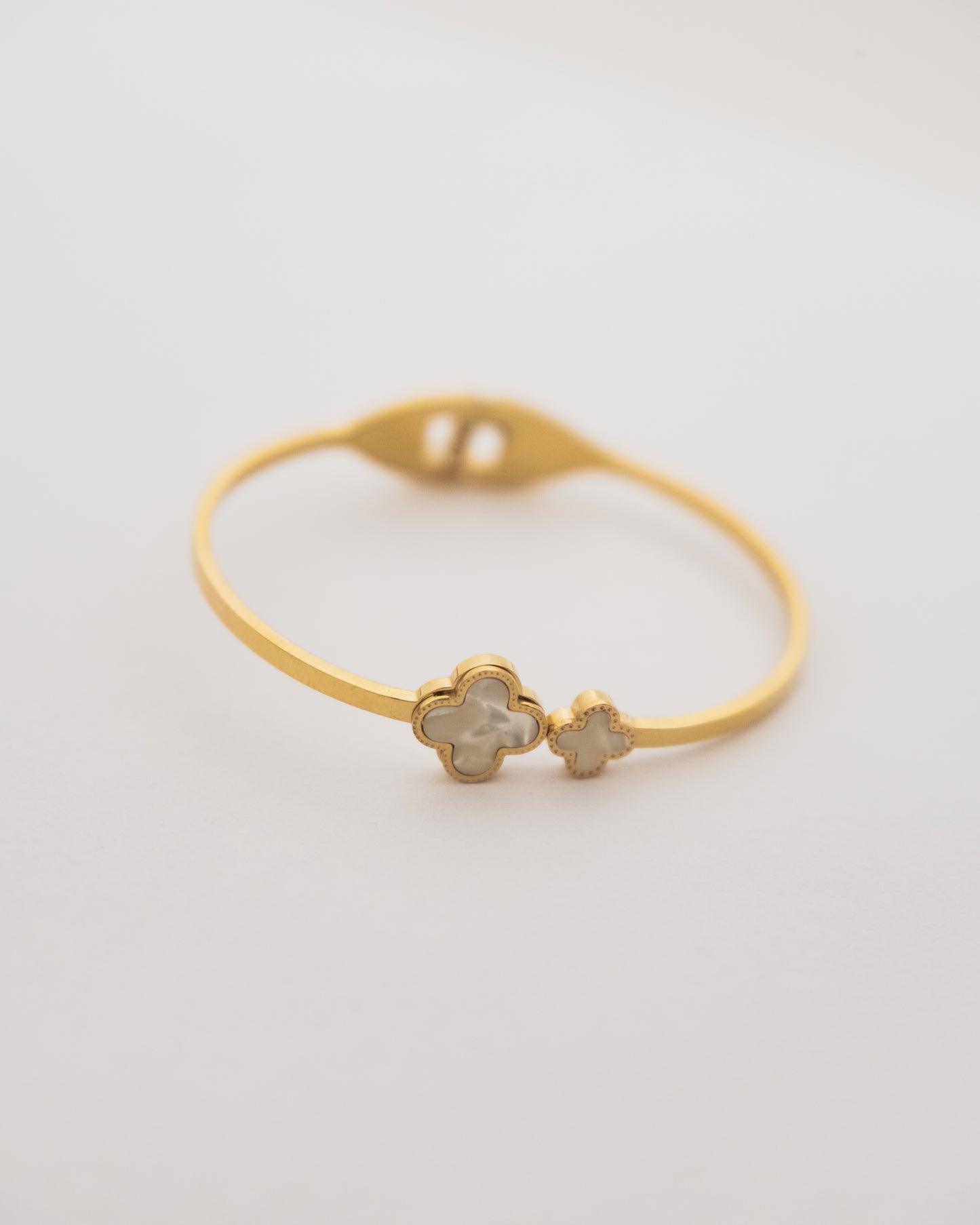 Lune Clover Cuff