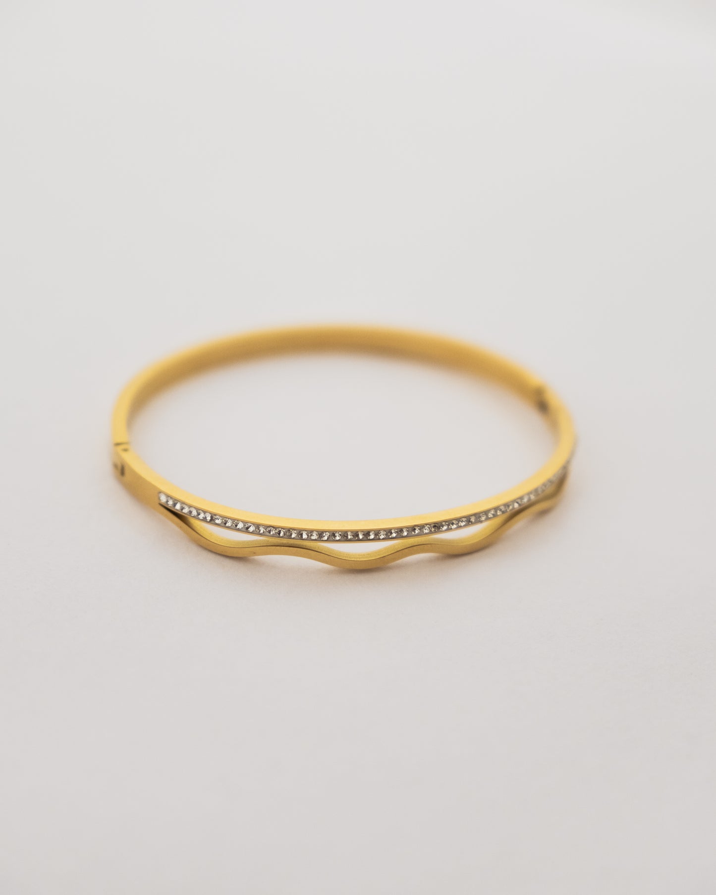Studded Wavy Bracelet