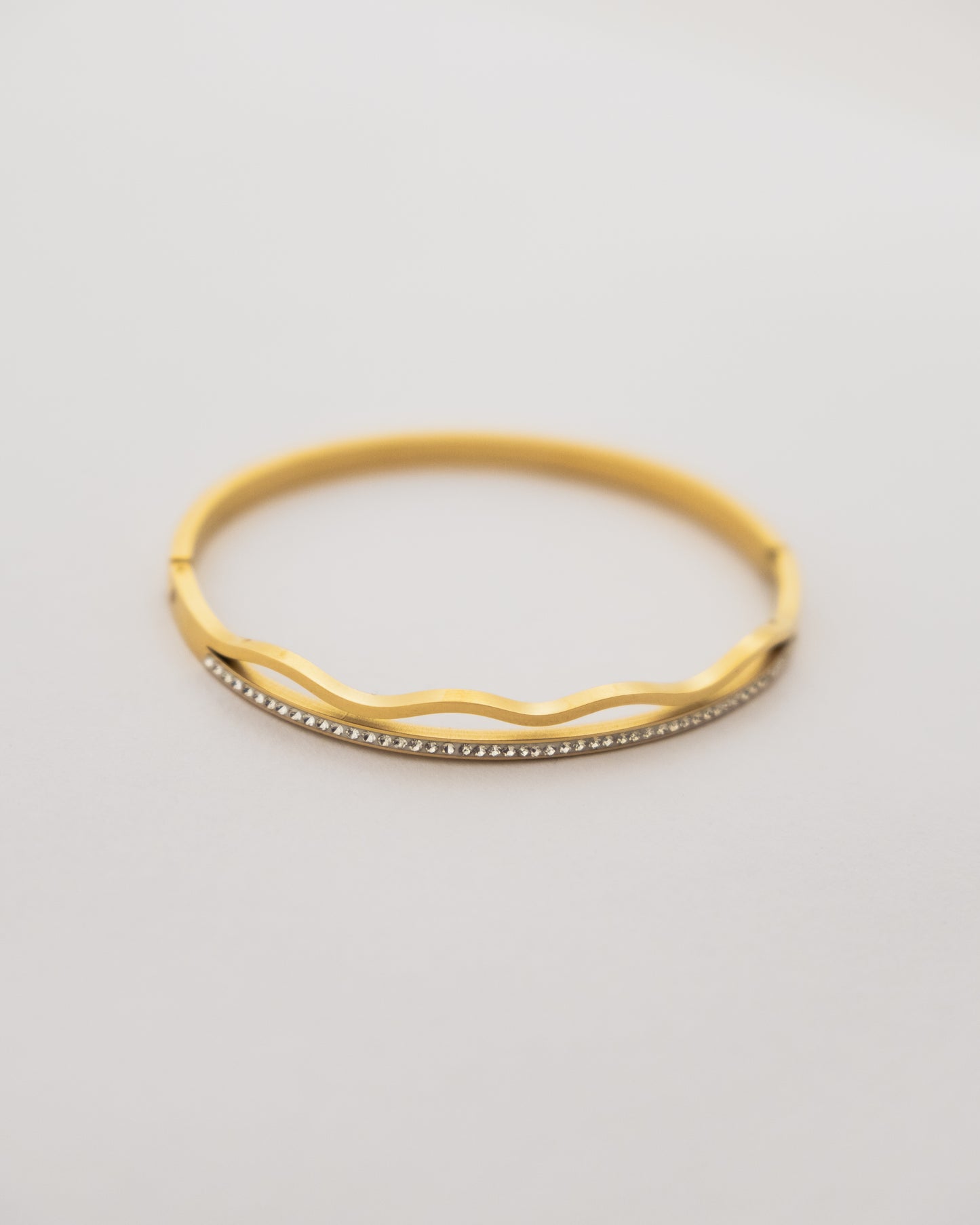 Studded Wavy Bracelet