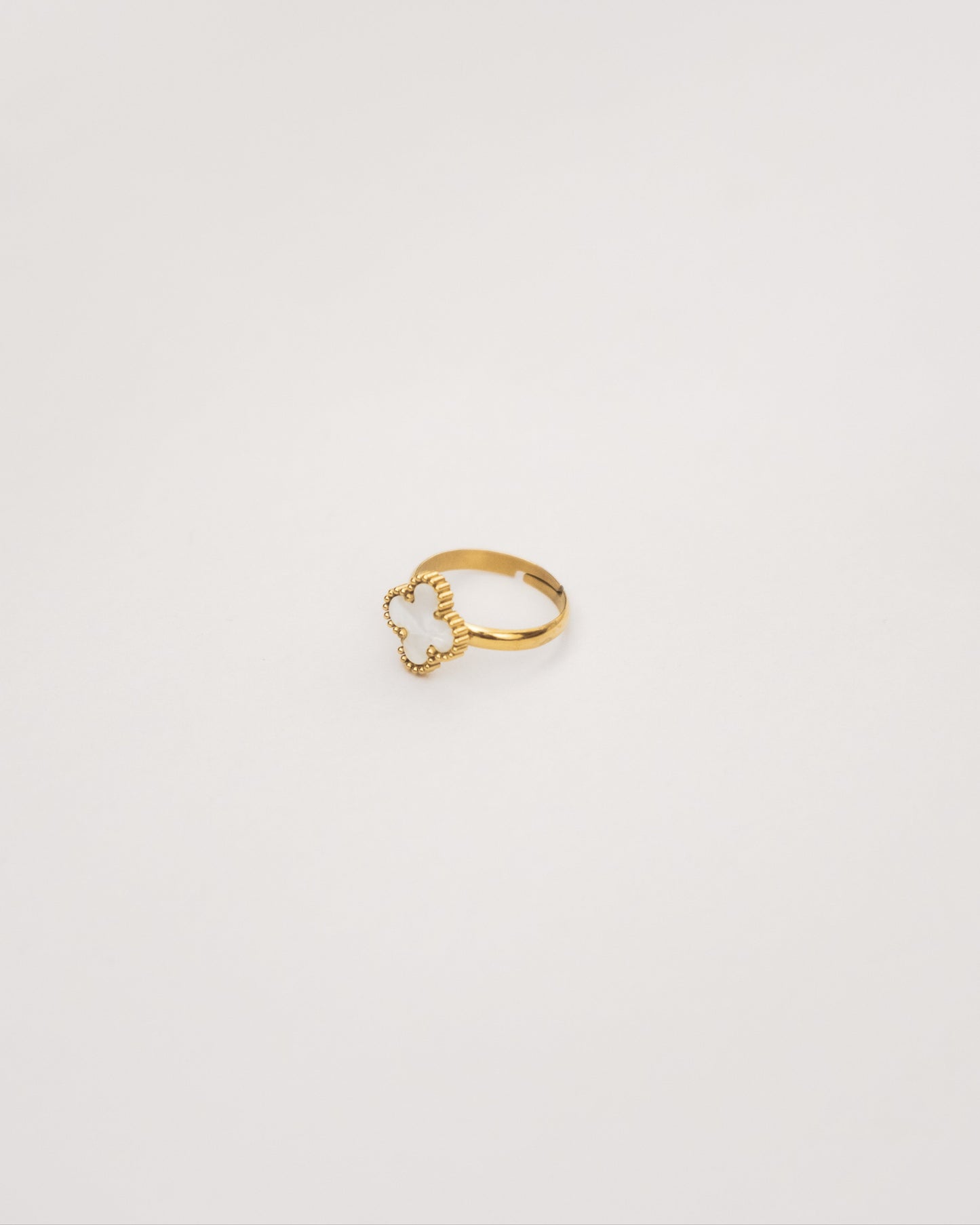 Lune Clover Ring