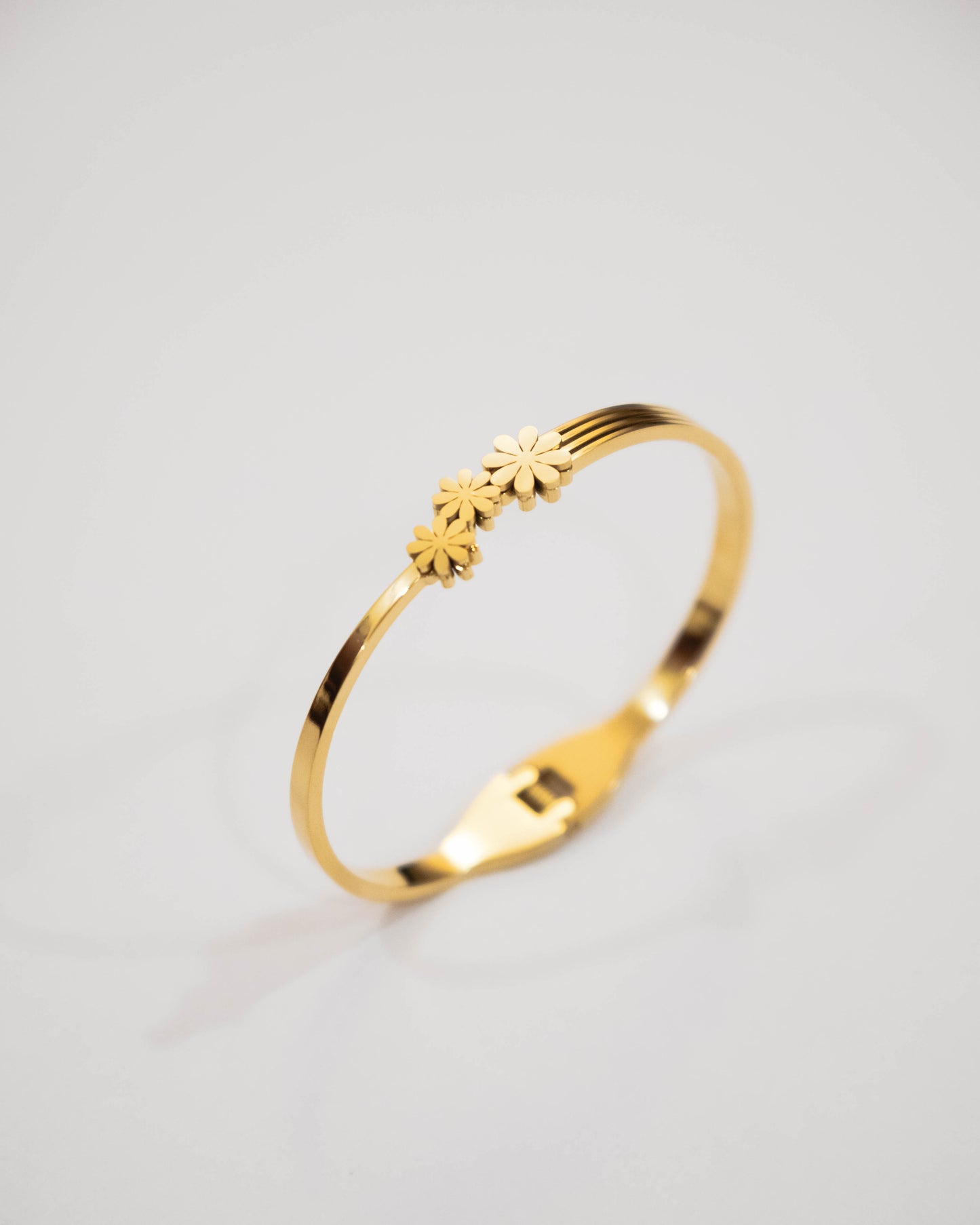 Daisy Trio Cuff