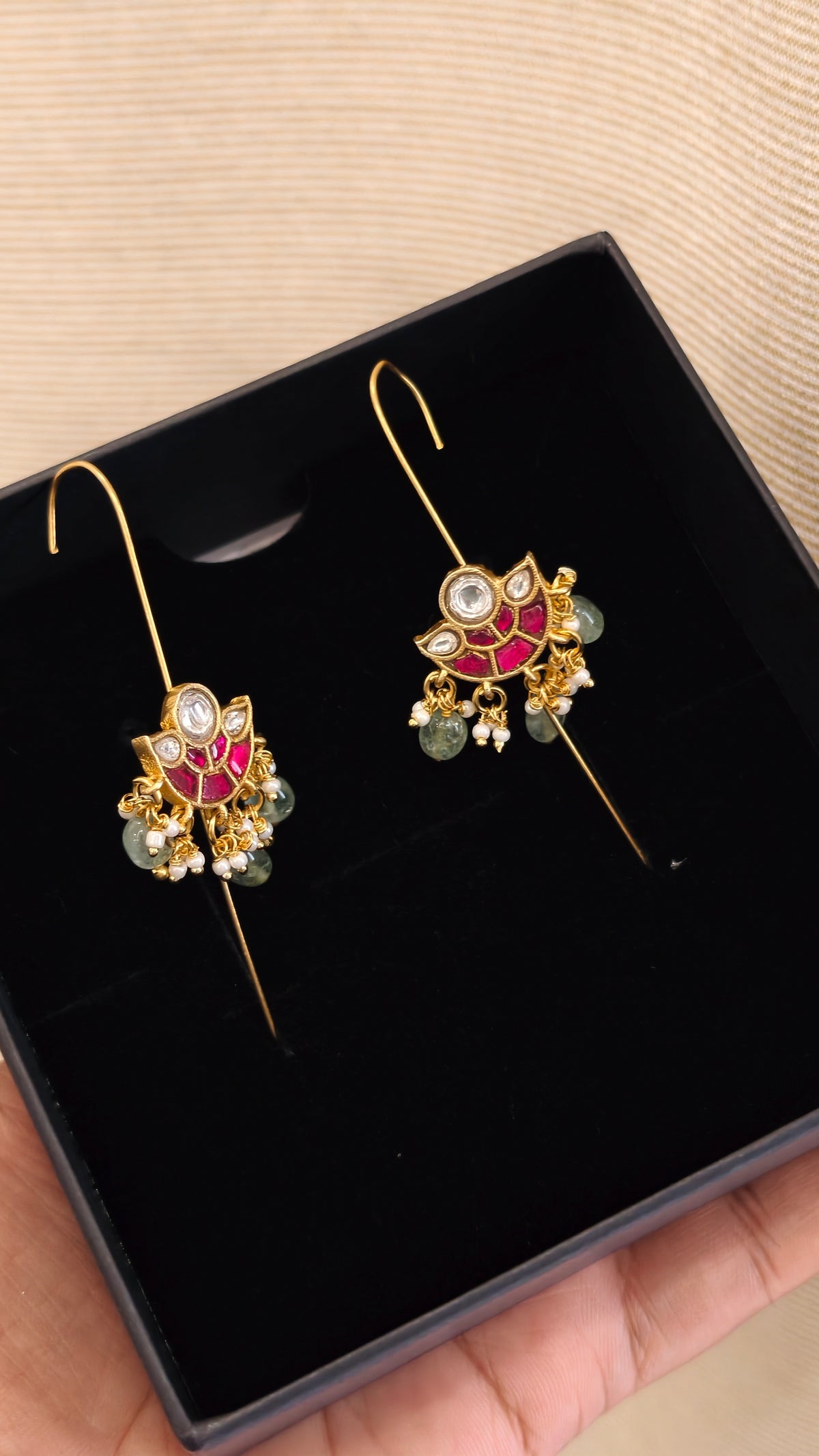Chand Jadau Earcuff - Pink & White
