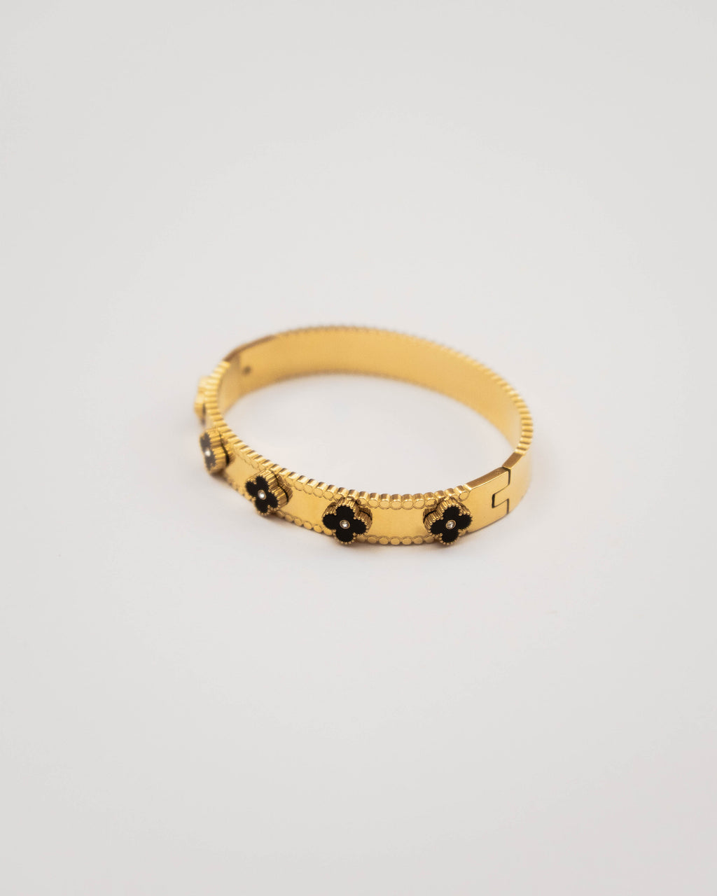 Black Eternal Clover Cuff