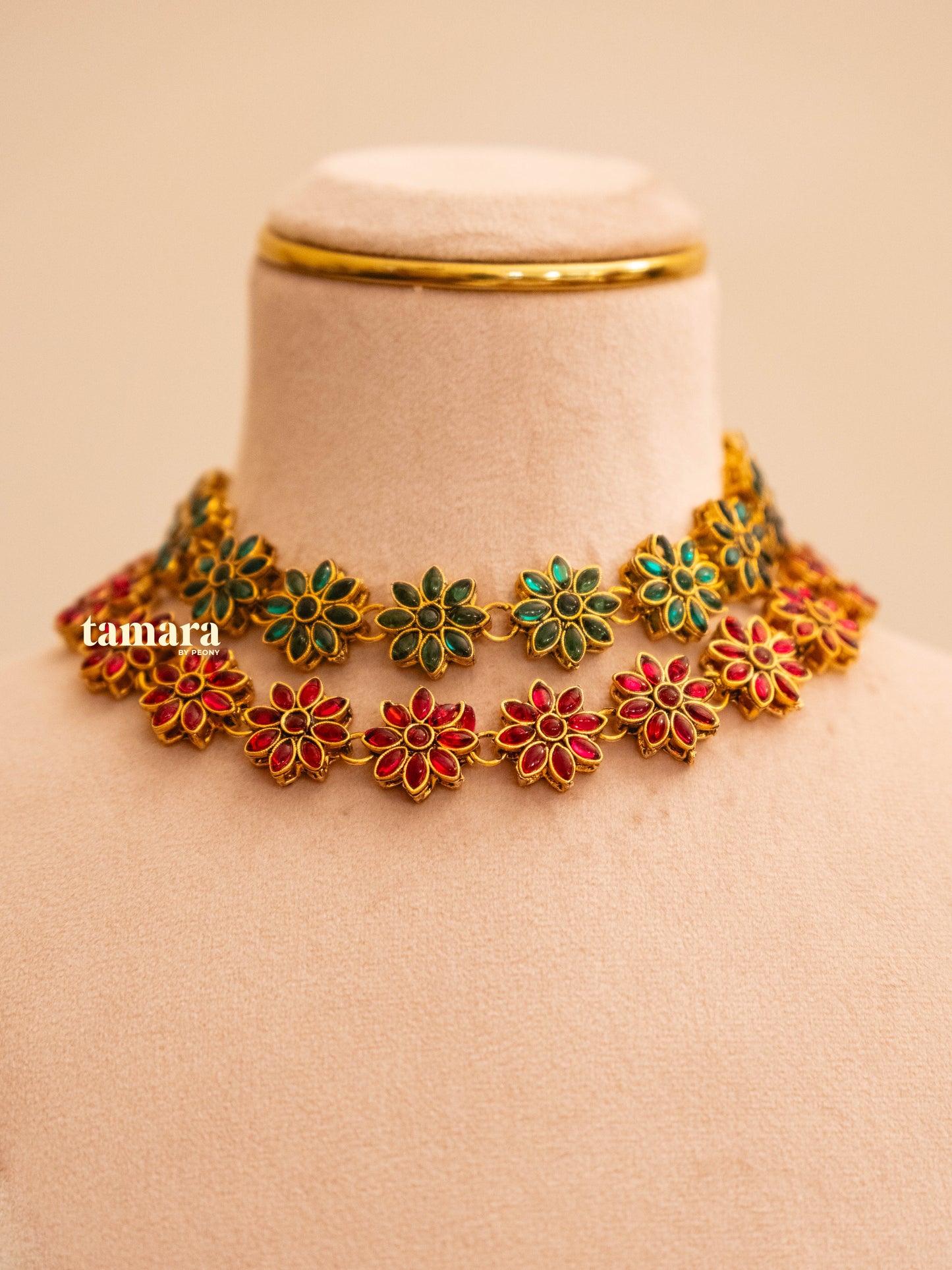 Radiant Petal Necklace Set - Red