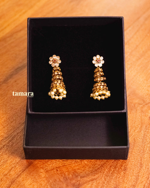 Amara earring