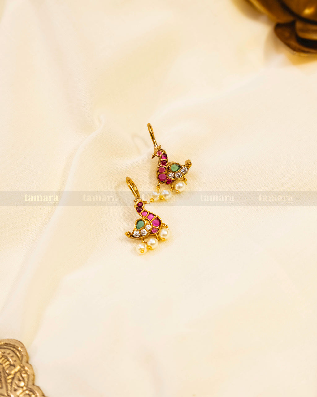 Hamsa Bugadi Press On Earring