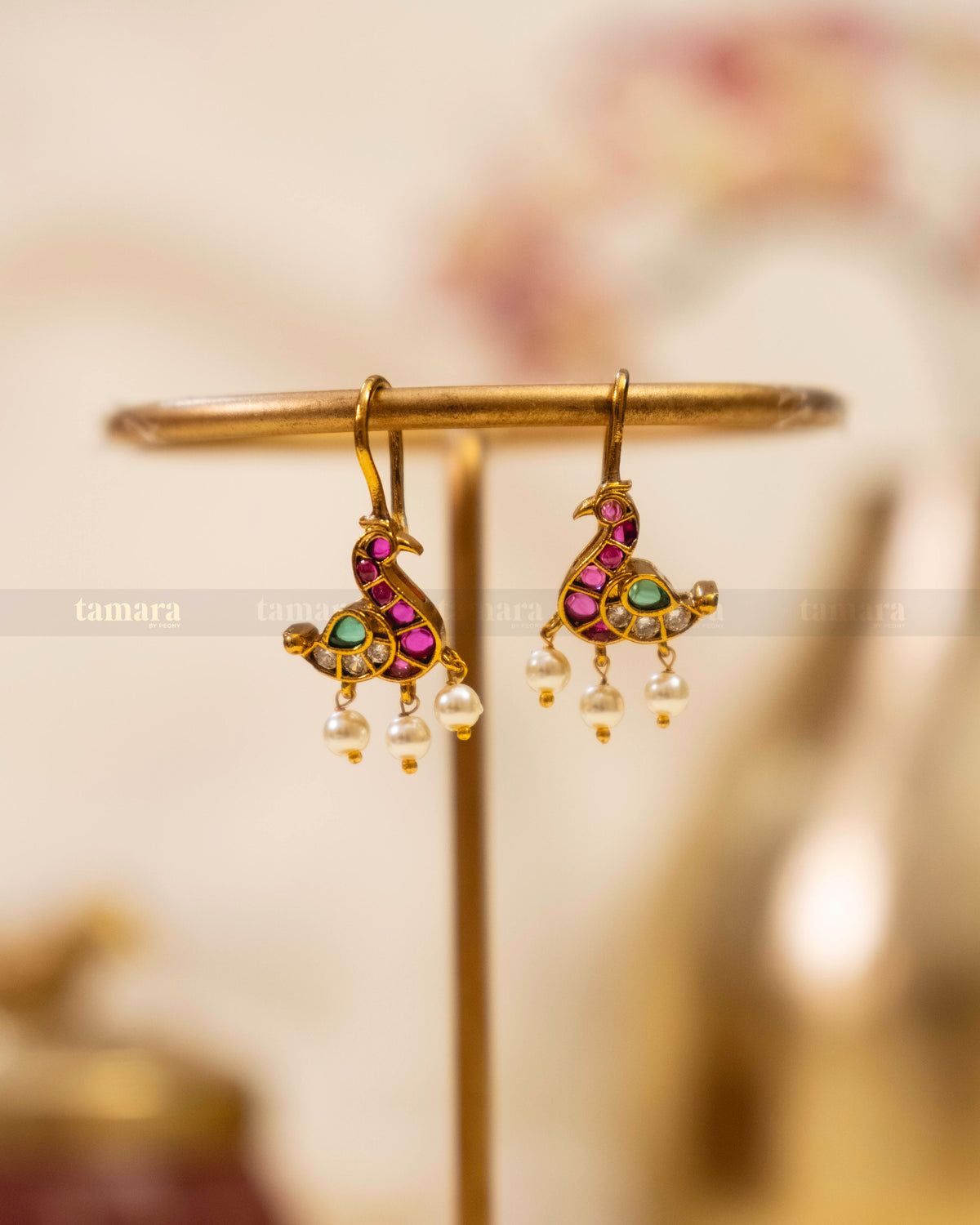 Hamsa Bugadi Press On Earring