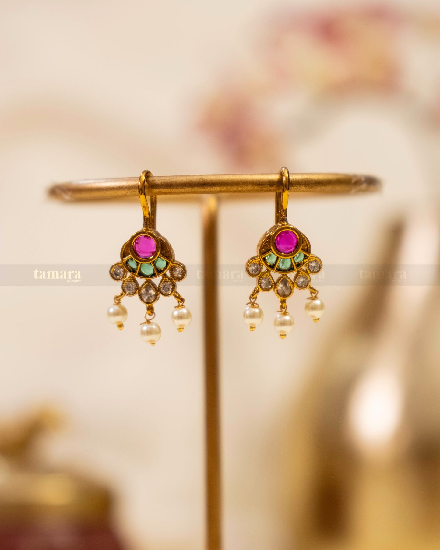 Raga Bugadi Press On Earring