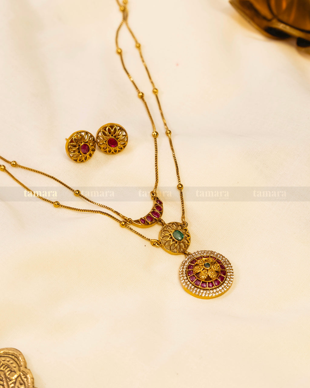 Nisha Necklace Set