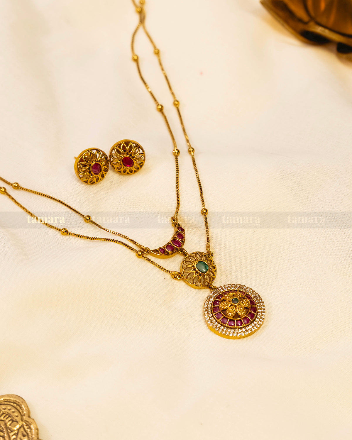 Nisha Necklace Set