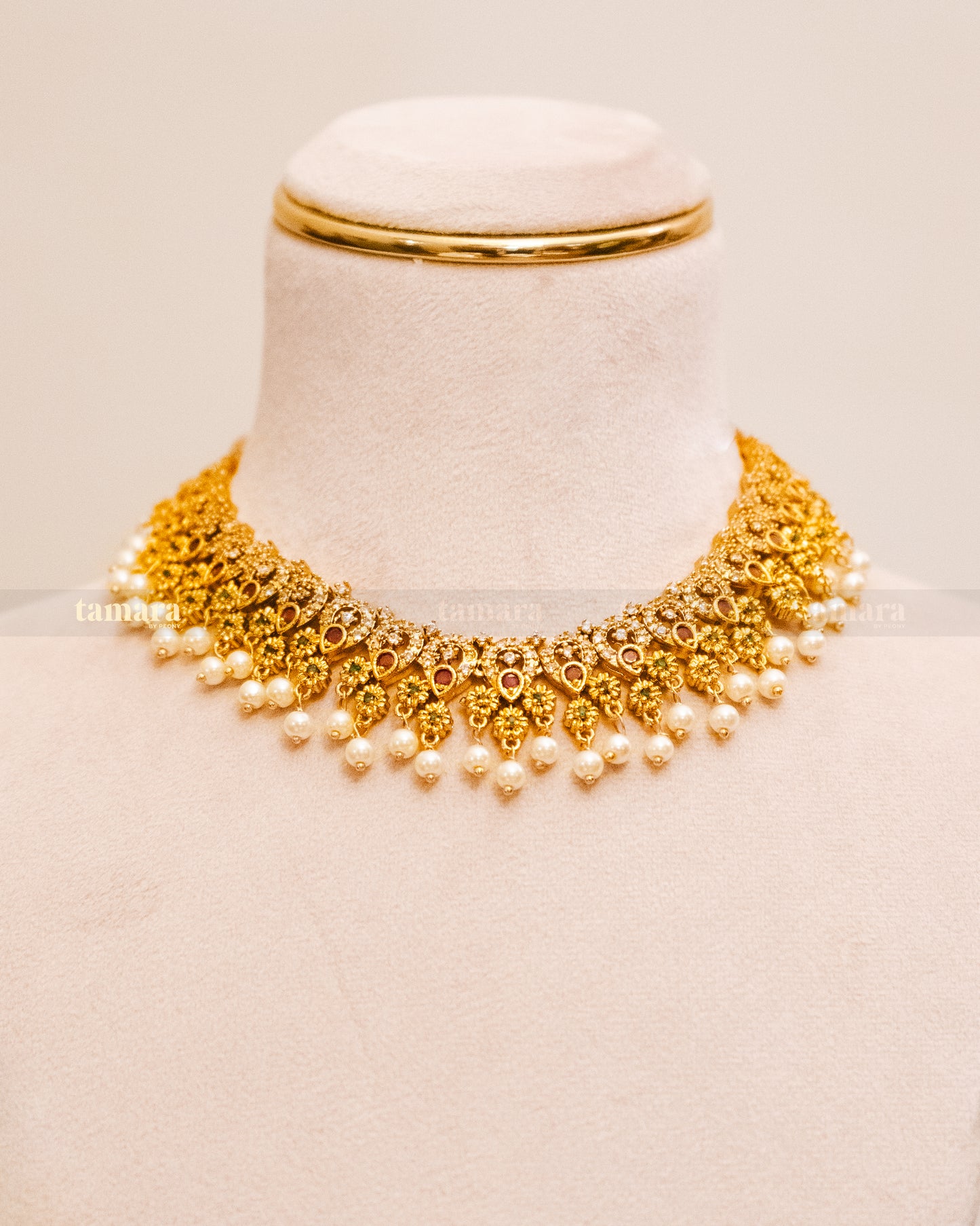 Suhana Pearl Necklace Set