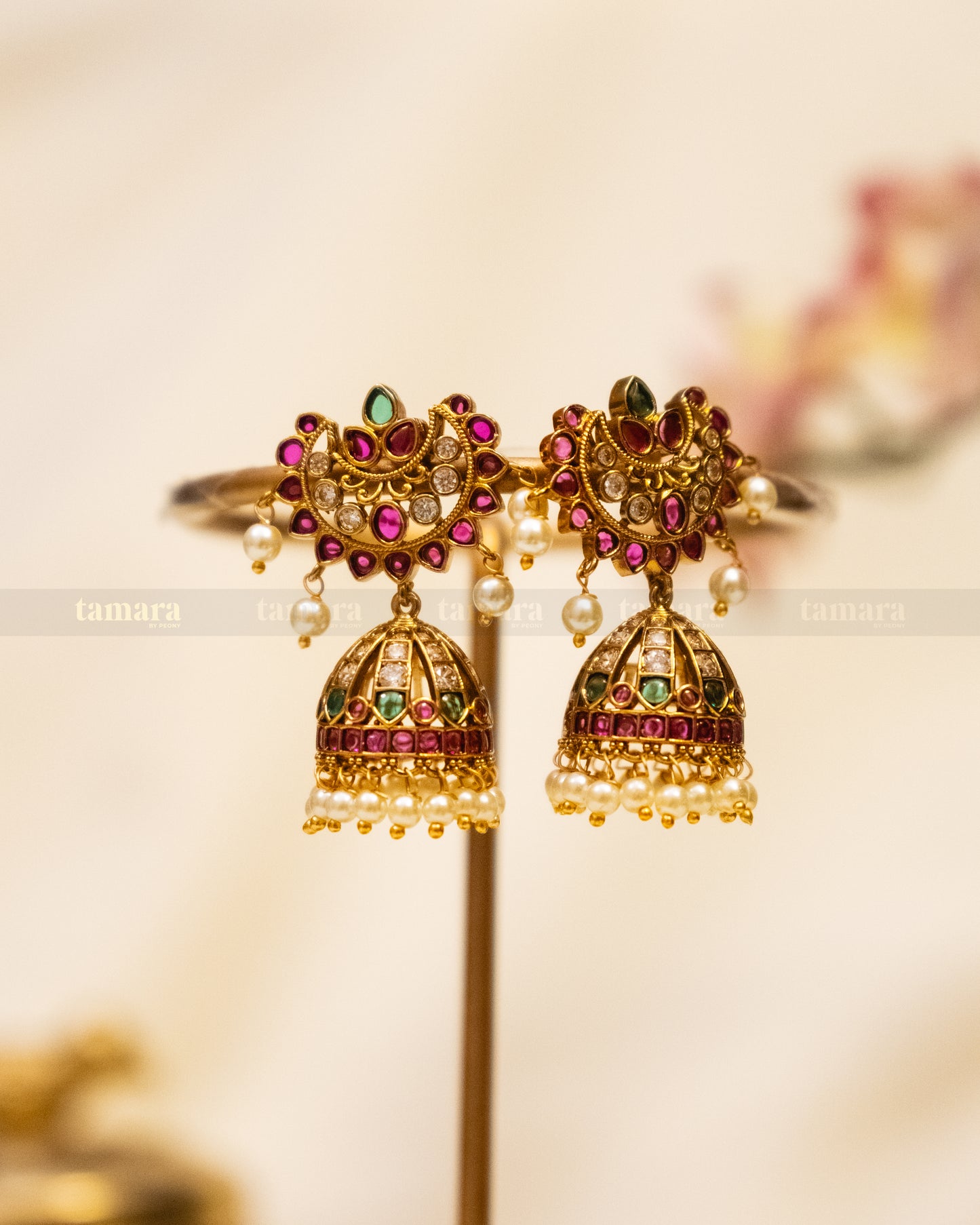 Crescent Premium Kemp Jhumka