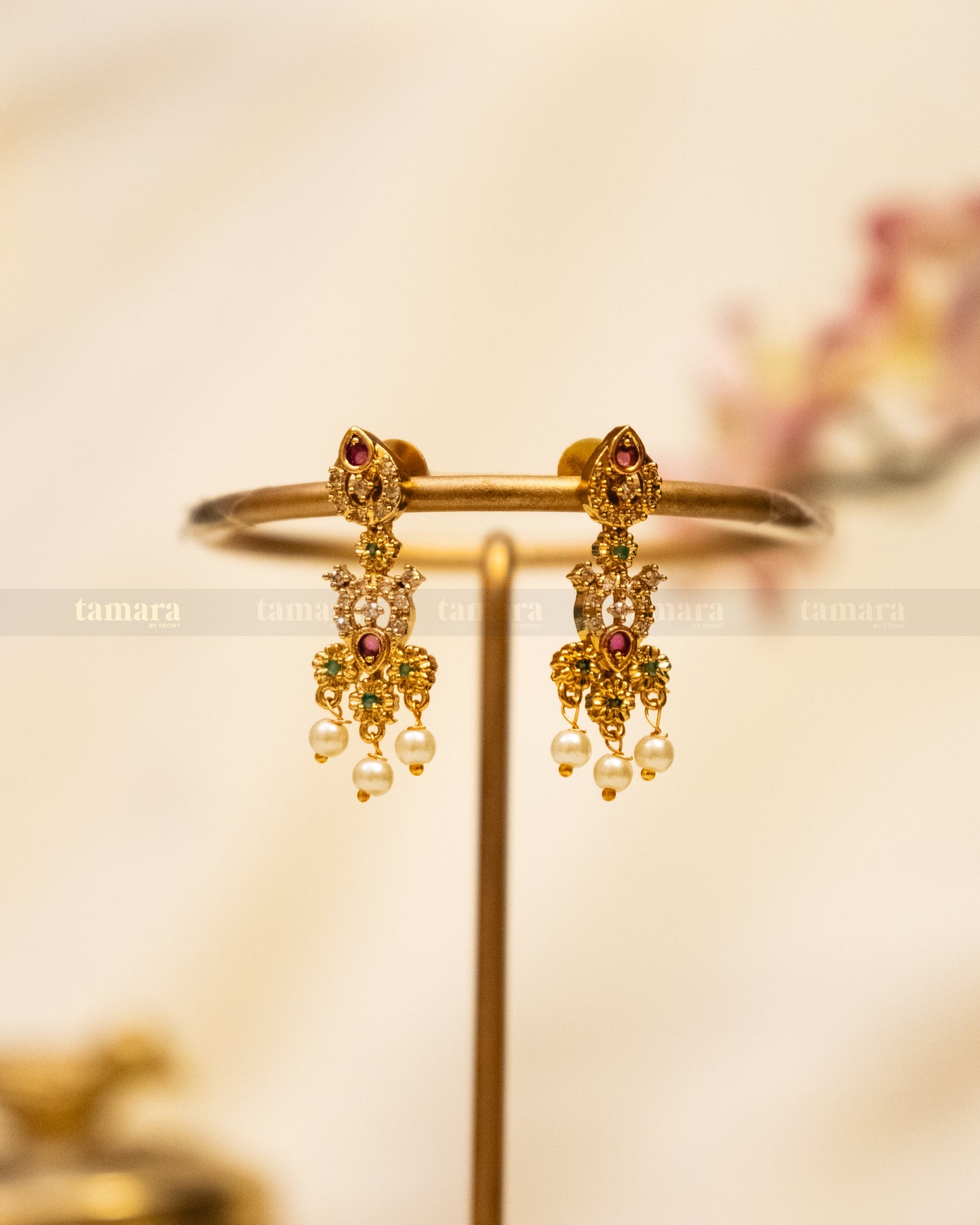 Suhana Pearl Necklace Set