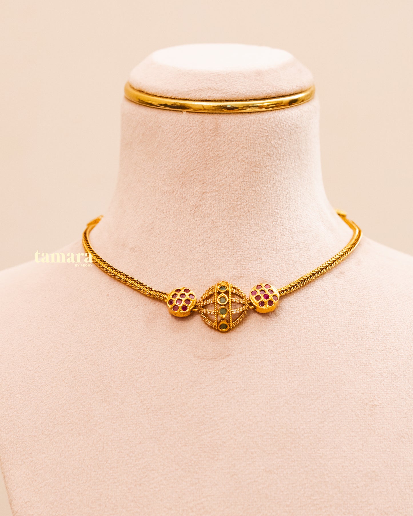 Trilok Necklace Set
