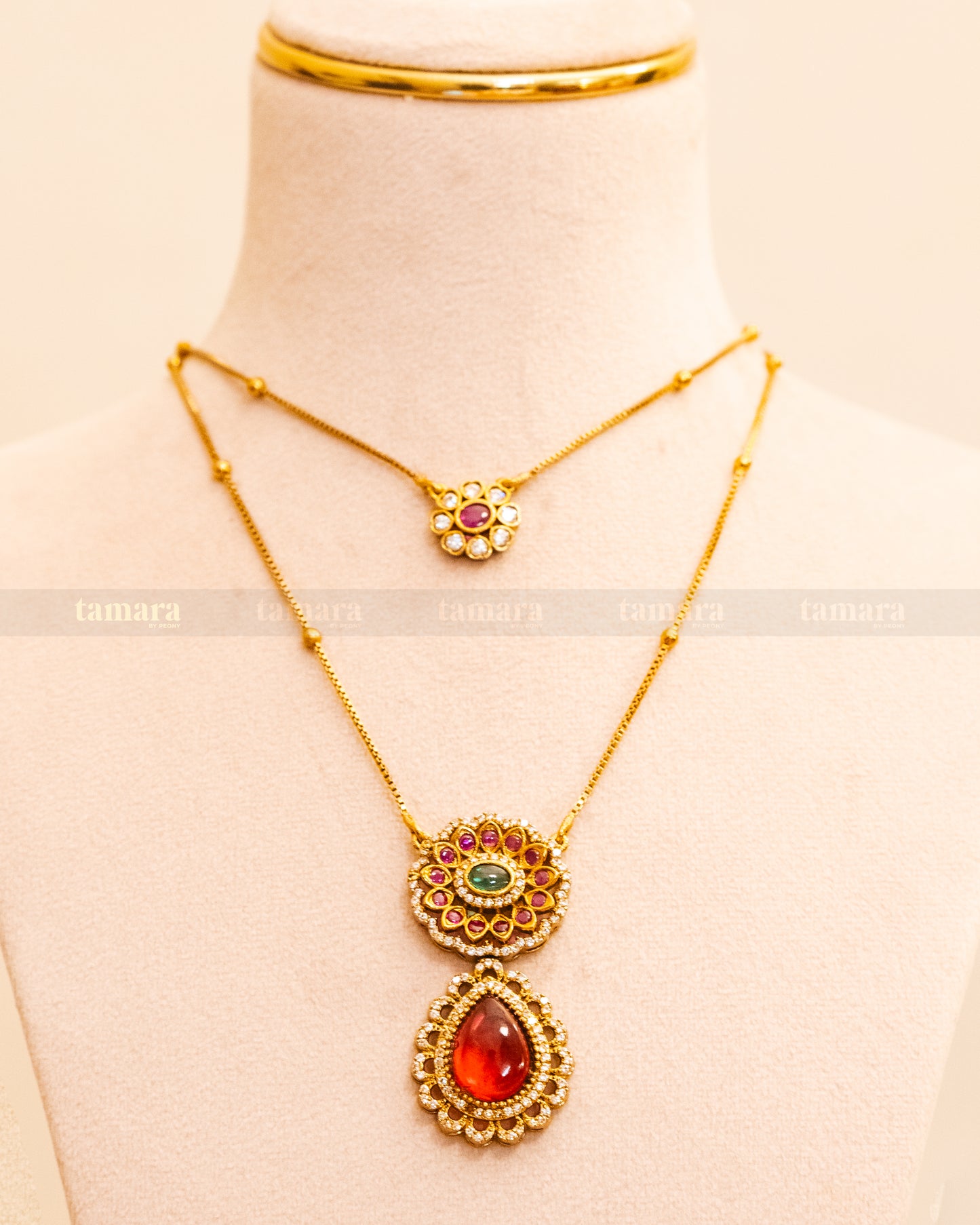 Floral Teardrop Necklace Set