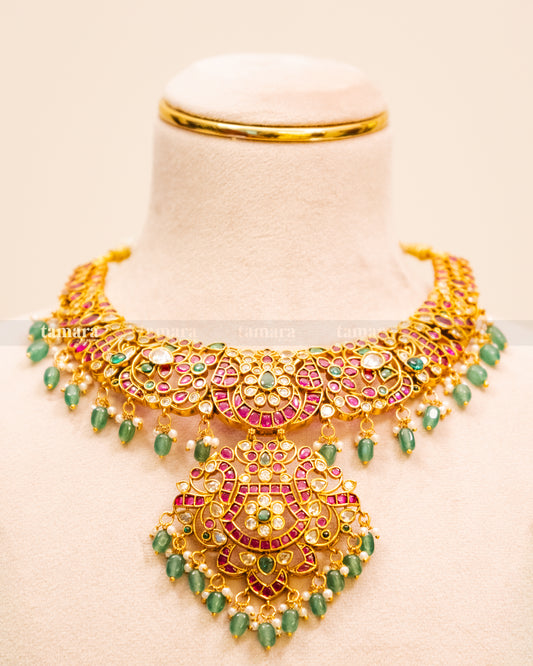 Exquisite Regal Necklace Set