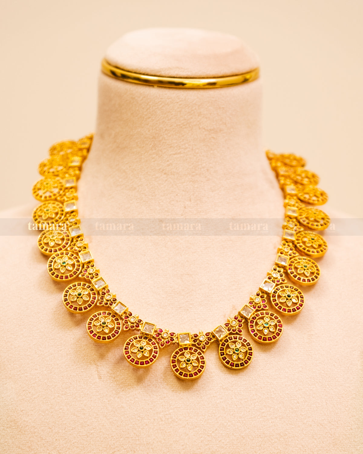 Kemp Bottumala Necklace Set