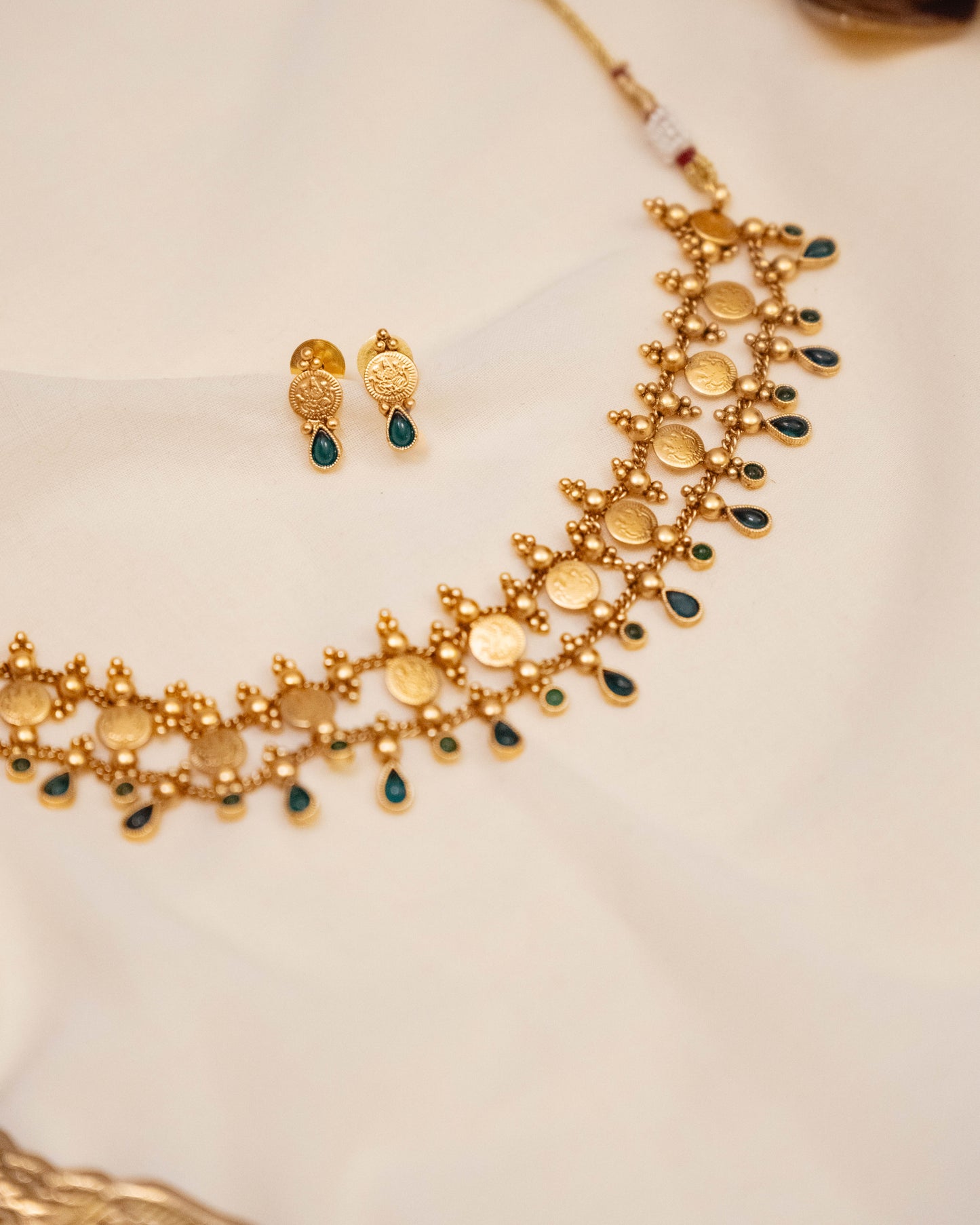 Drop Coin Necklace with Stud - Green