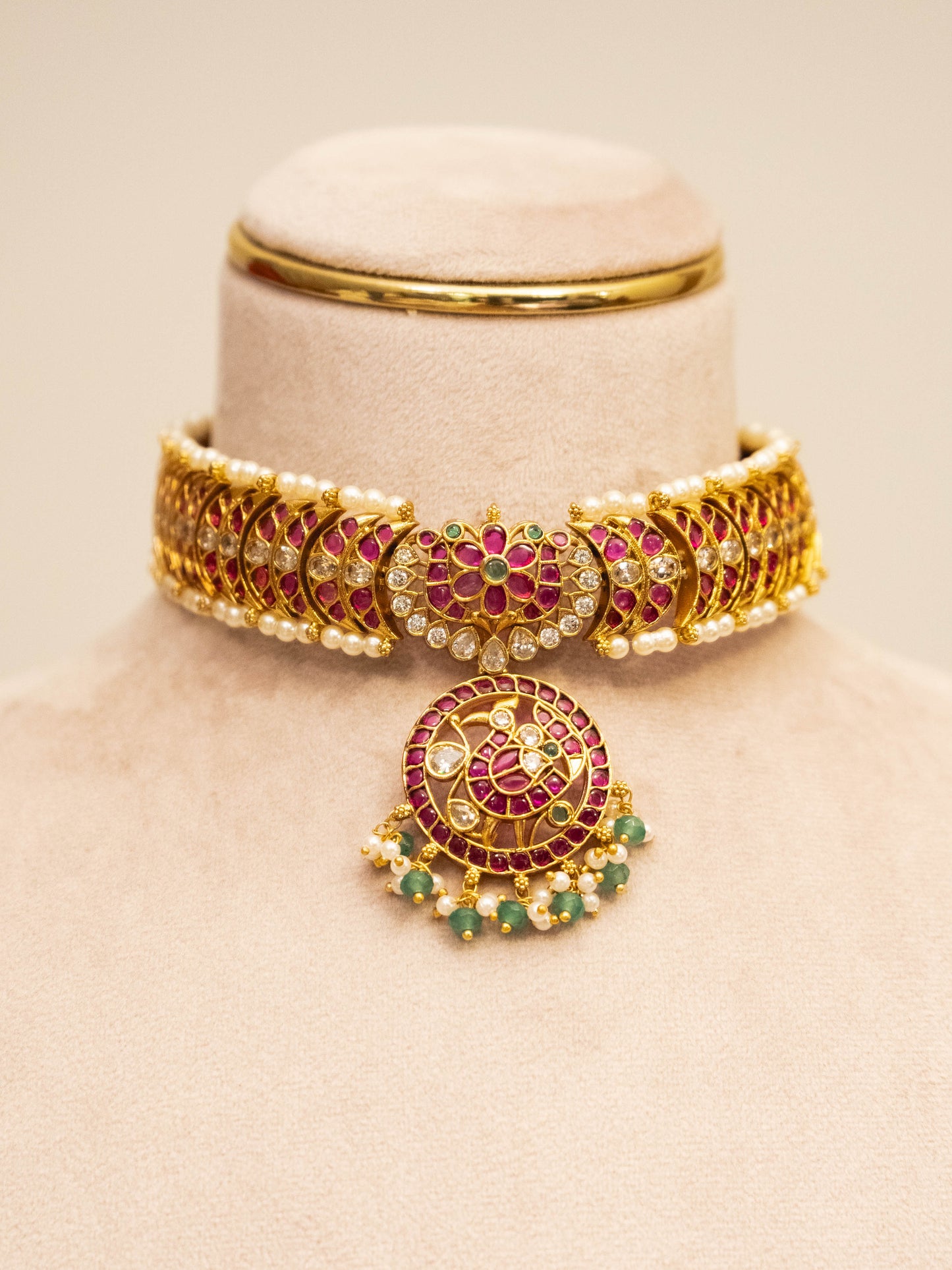 Mayura Kemp Premium Choker Set