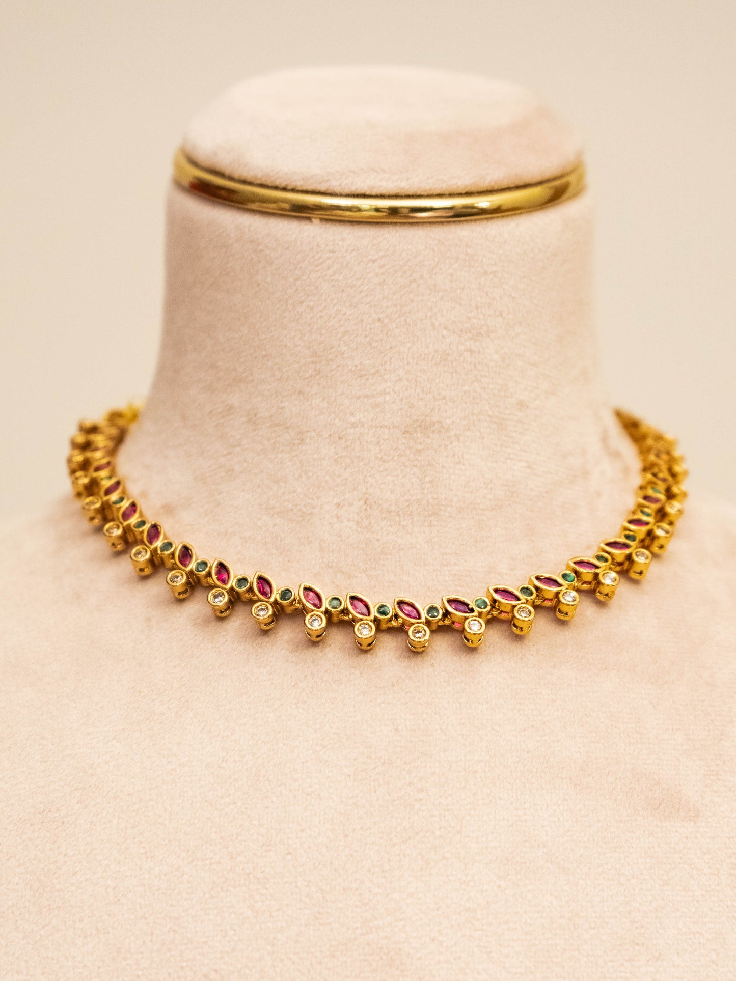 Patra Mala Necklace Set