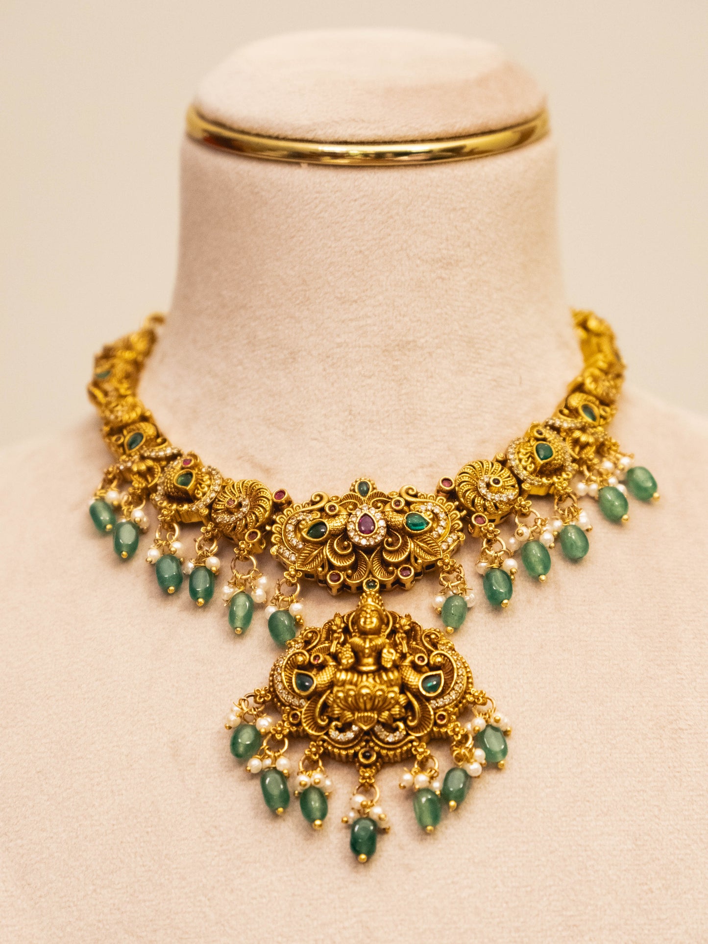 Lakshmi Necklace Set