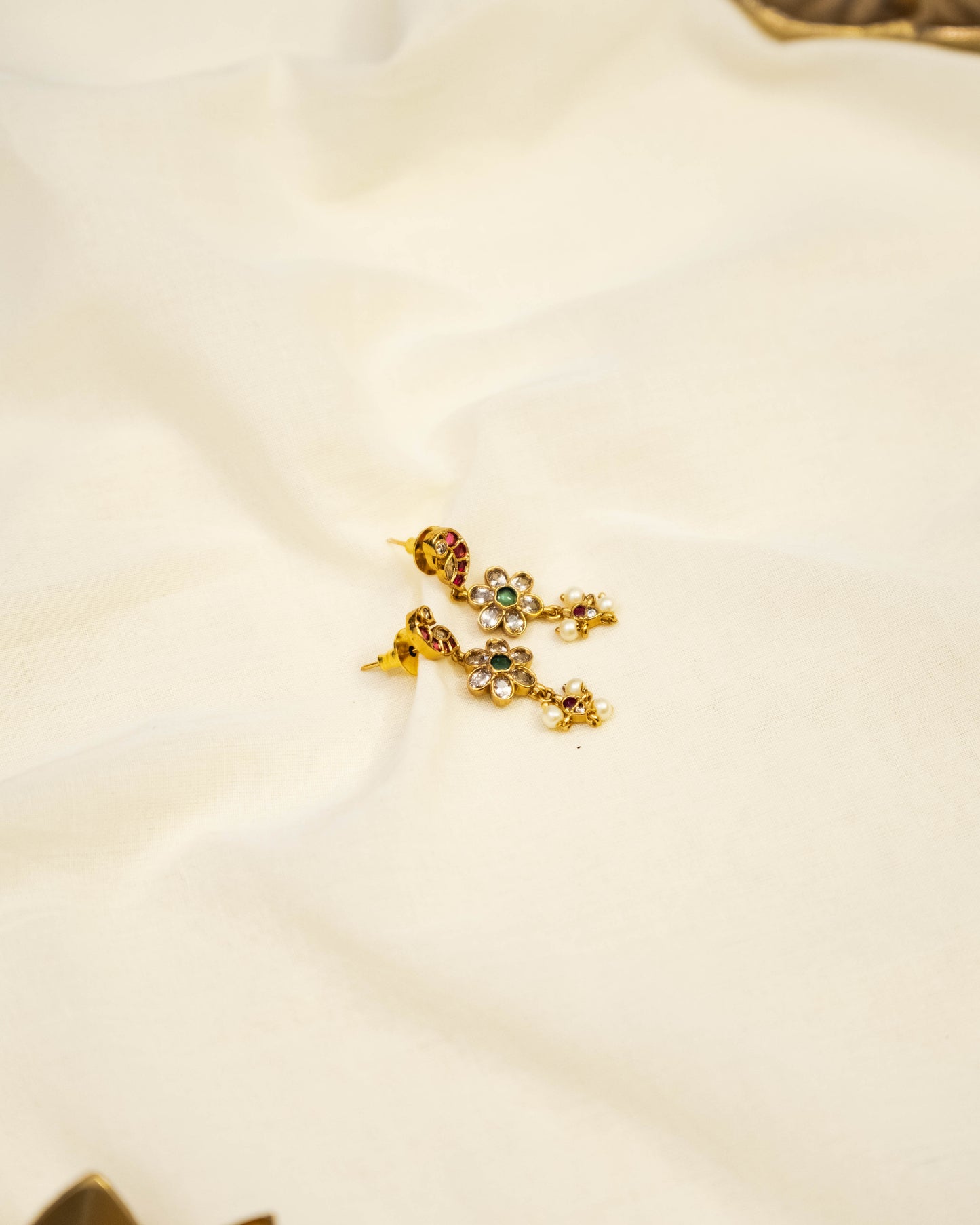 The Dancing Pearl Set