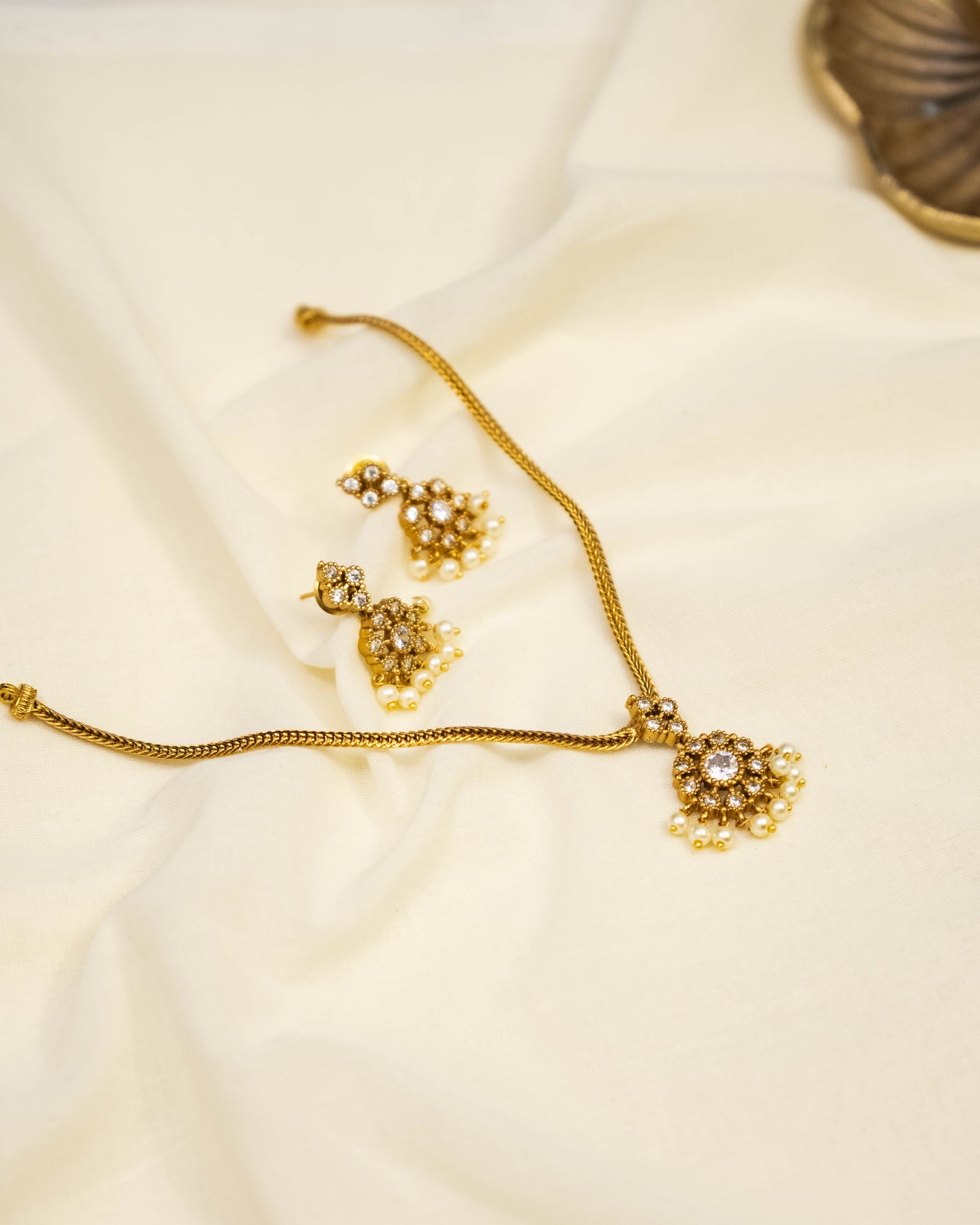 White Pathakam Set