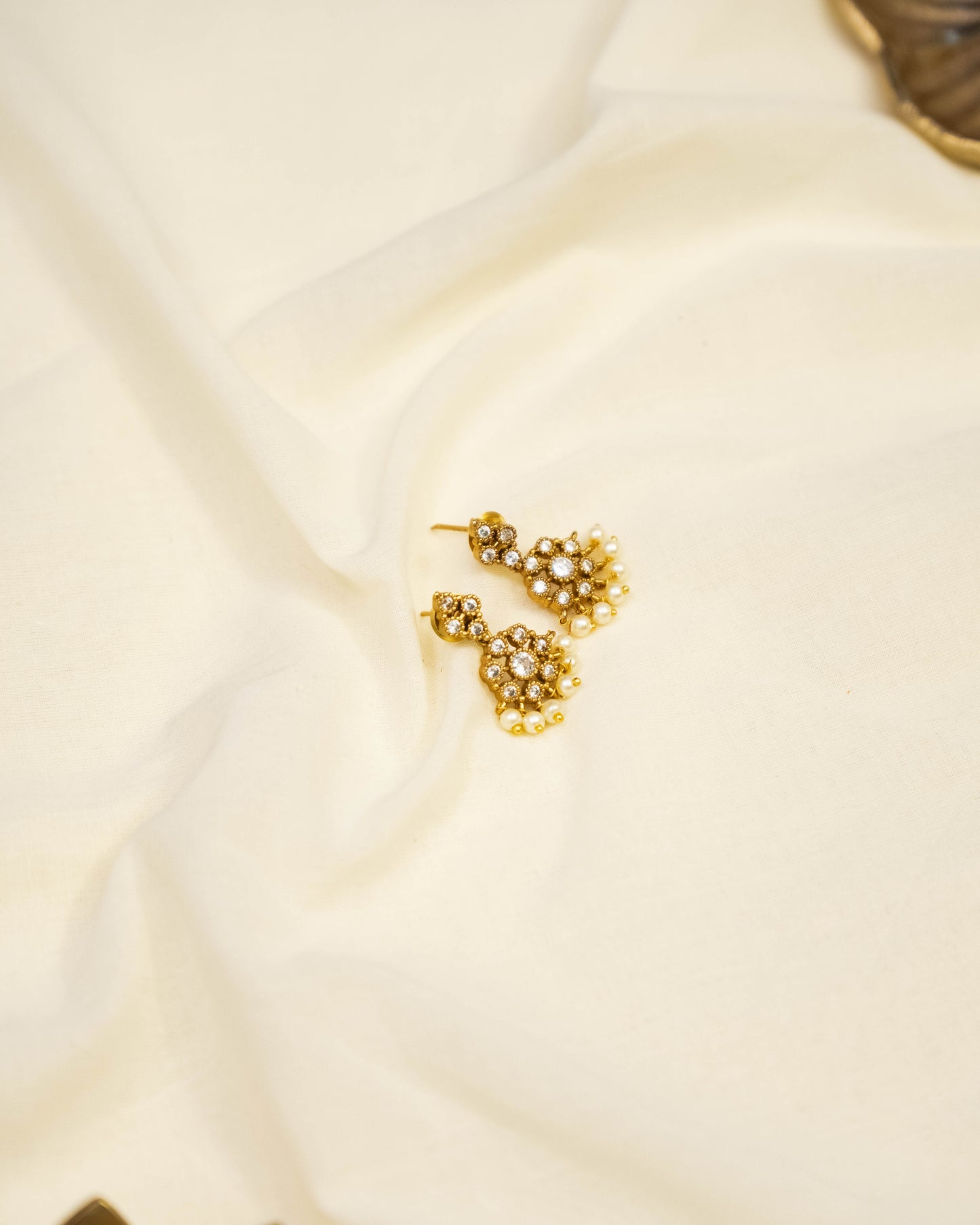 White Pathakam Set