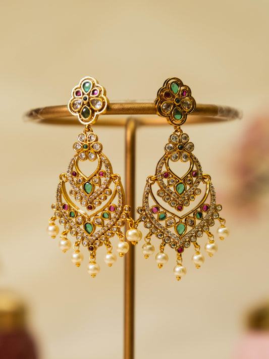 Noor Pearl Earring