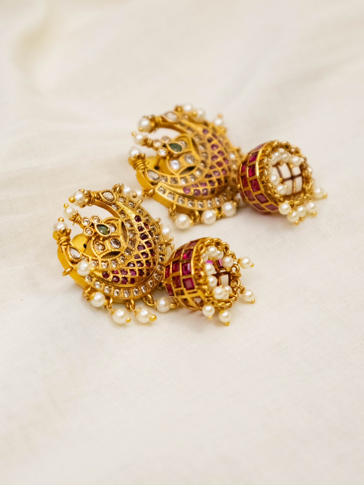 Crescent Kemp Earring