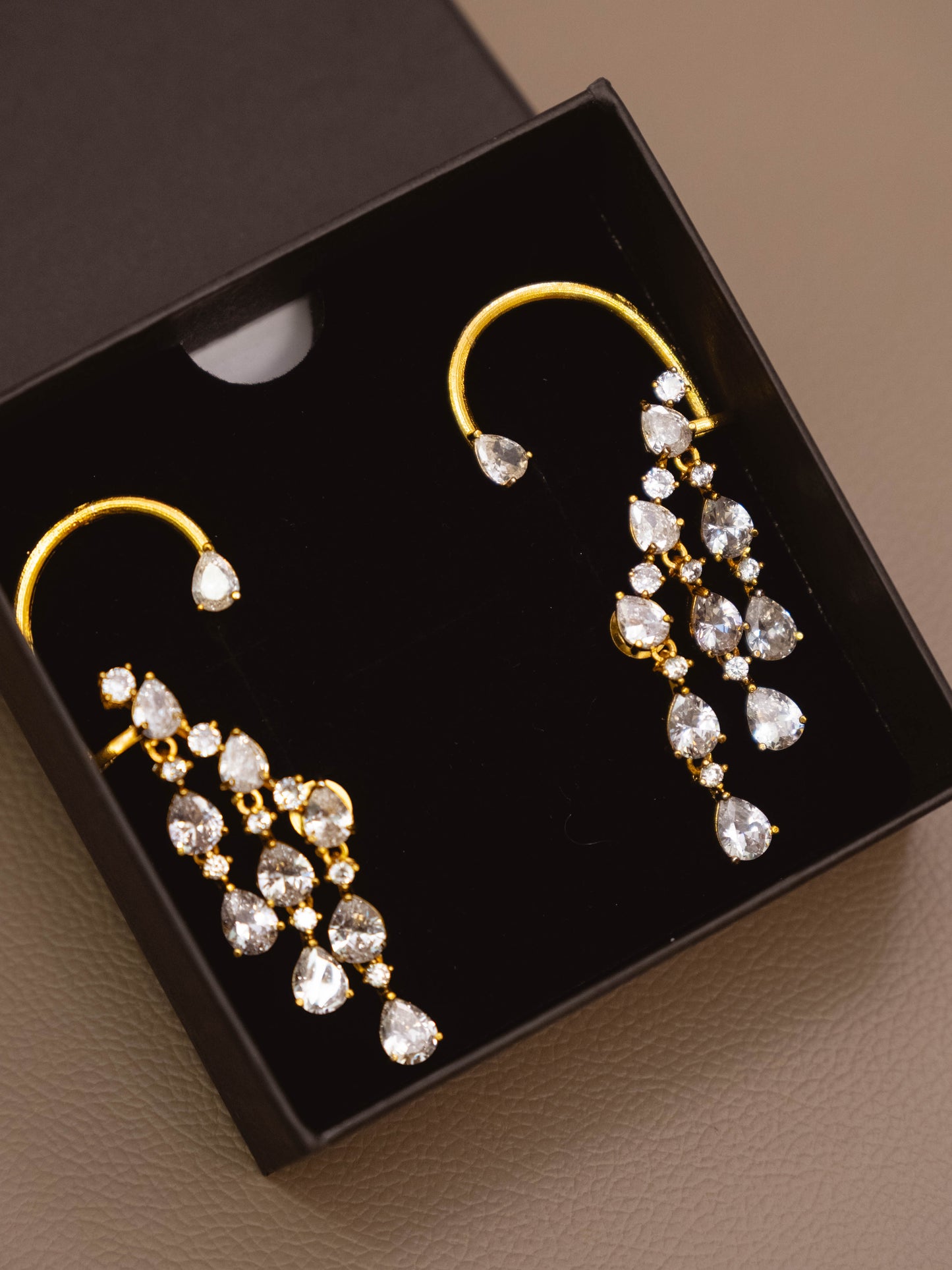 White Earcuff