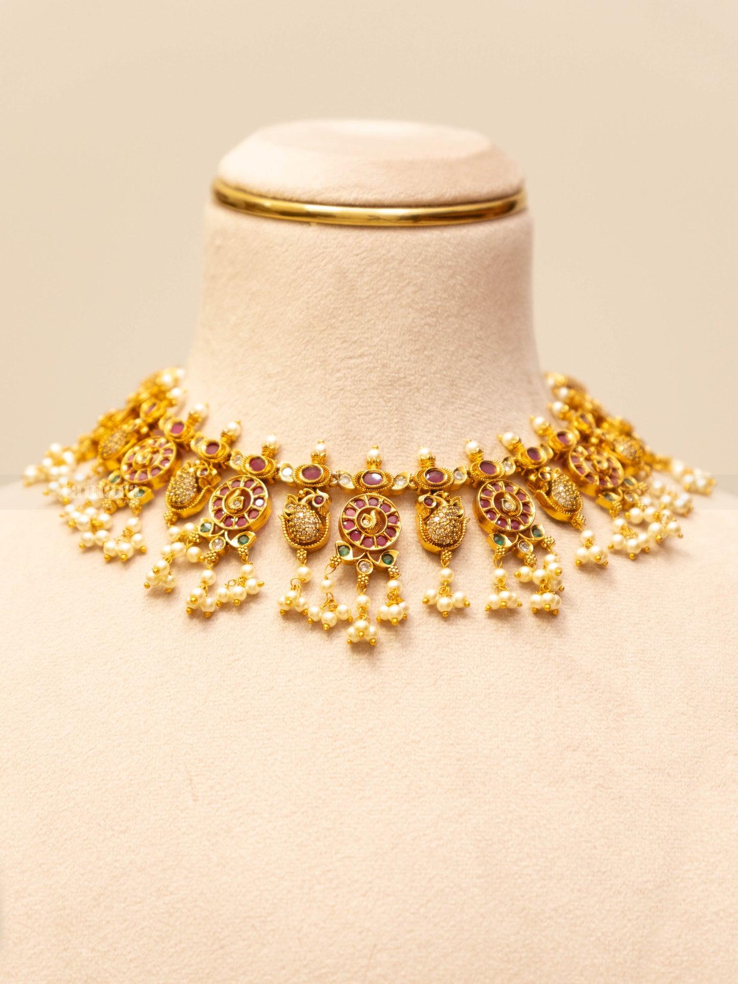 Swan Ruby Necklace Set