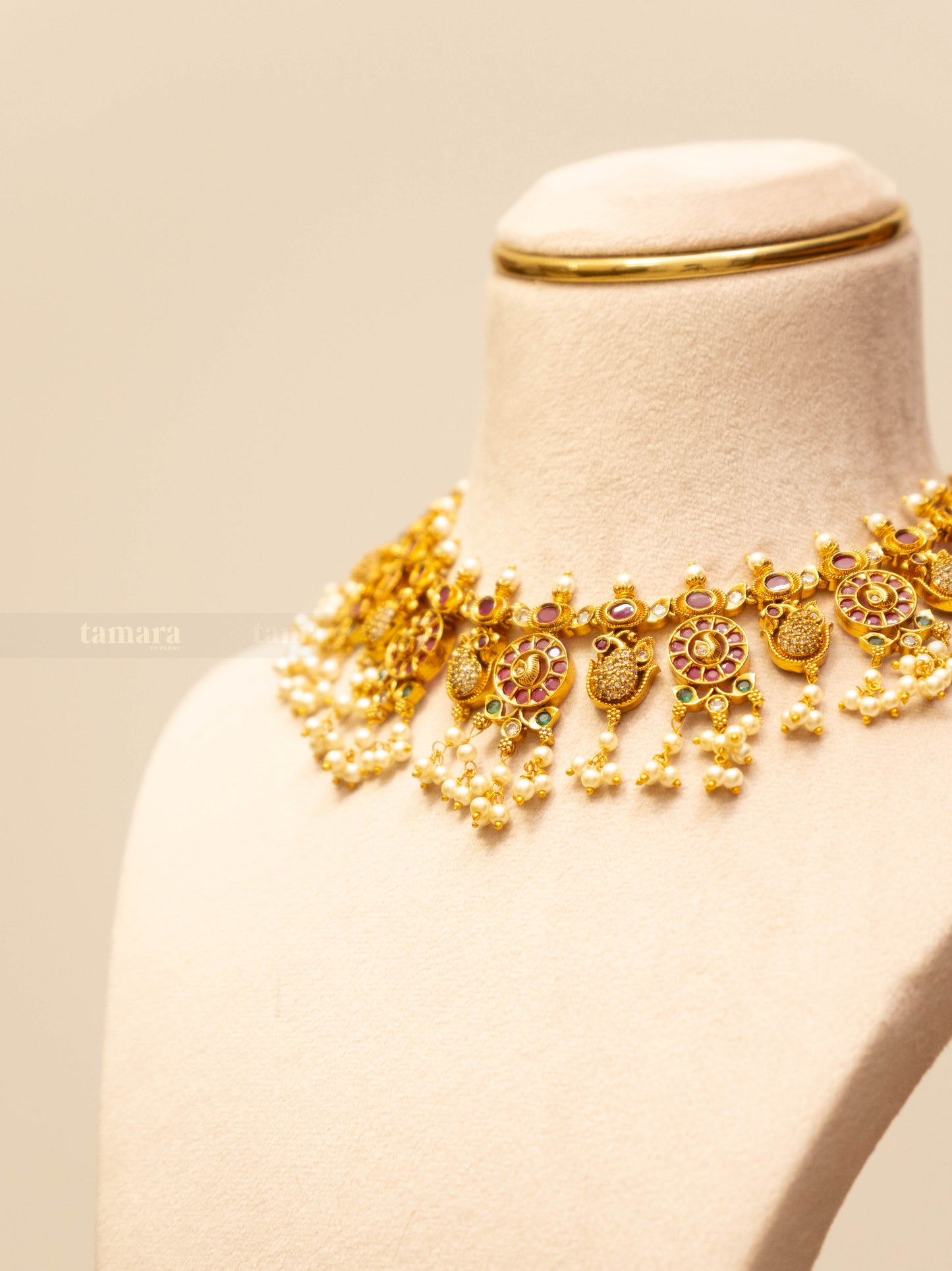 Swan Ruby Necklace Set