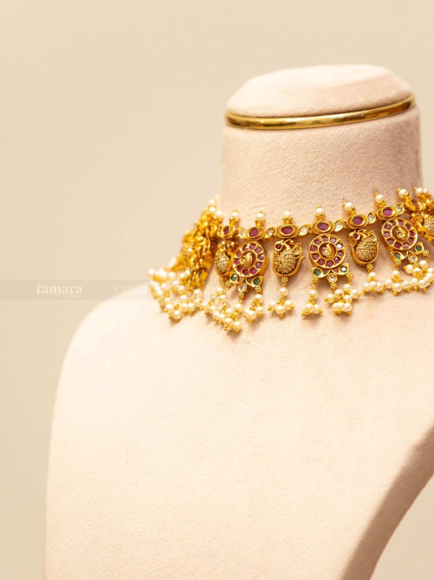 Swan Ruby Necklace Set