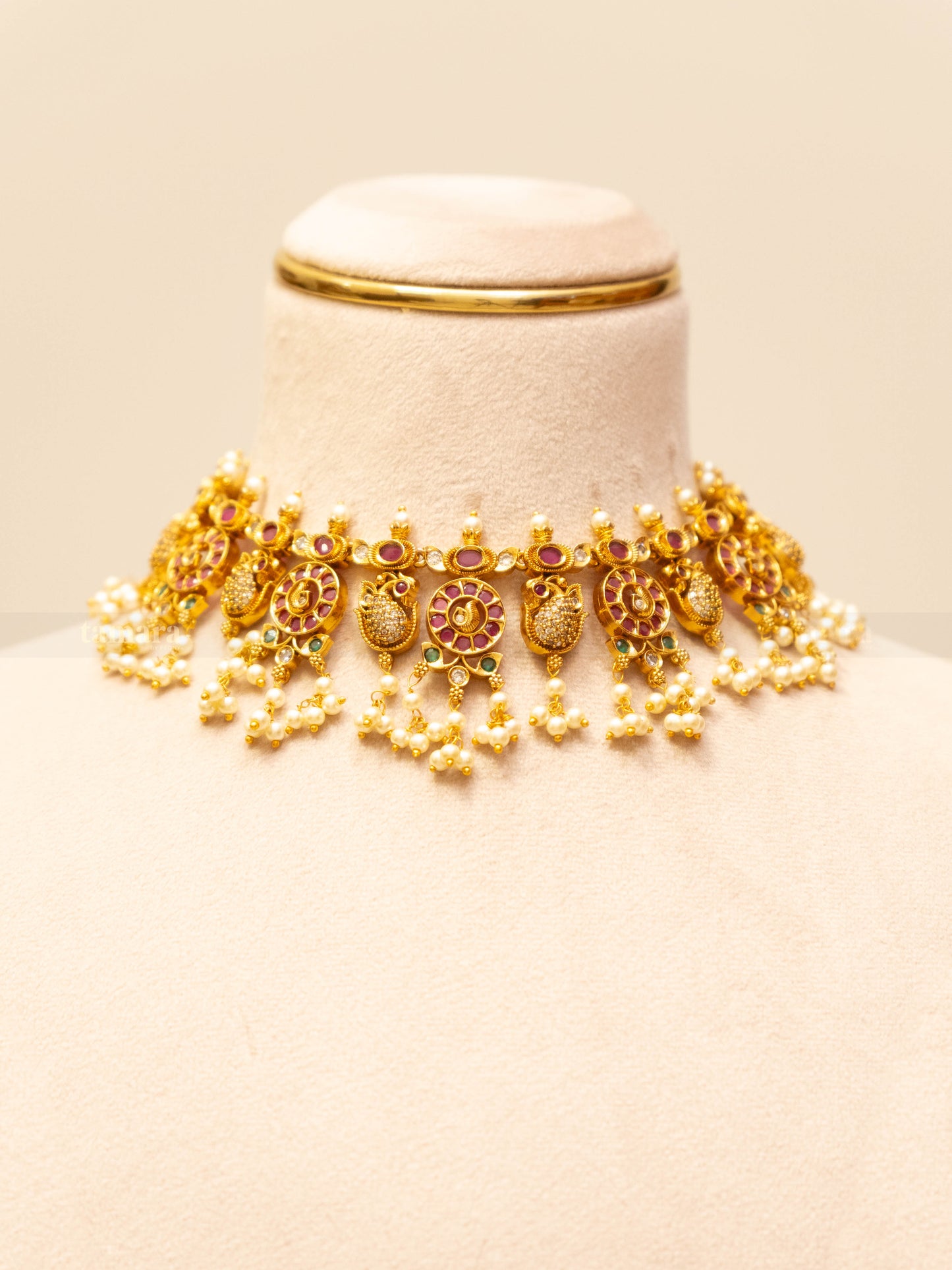 Swan Ruby Necklace Set