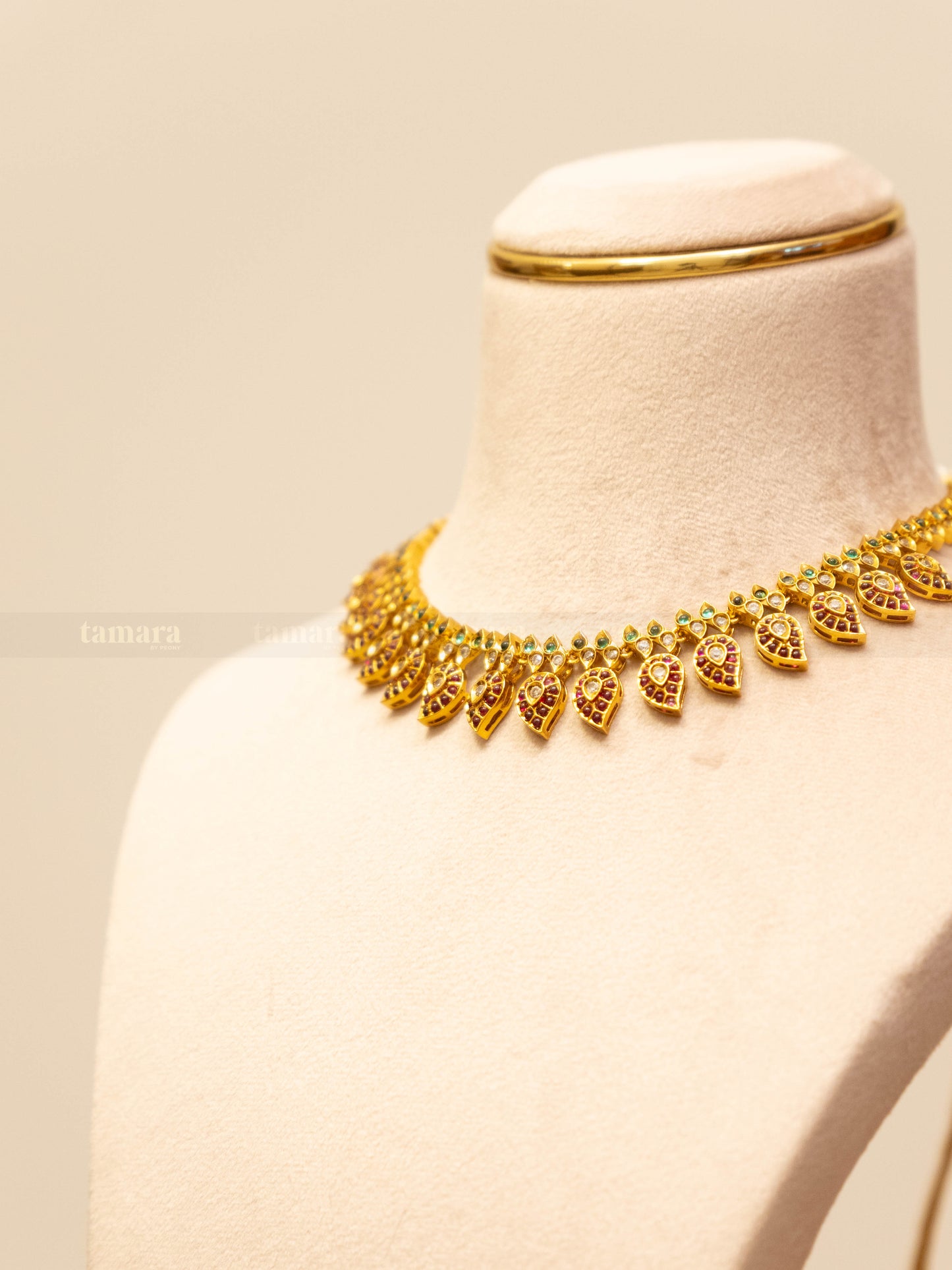 Mango Kemp Necklace Set